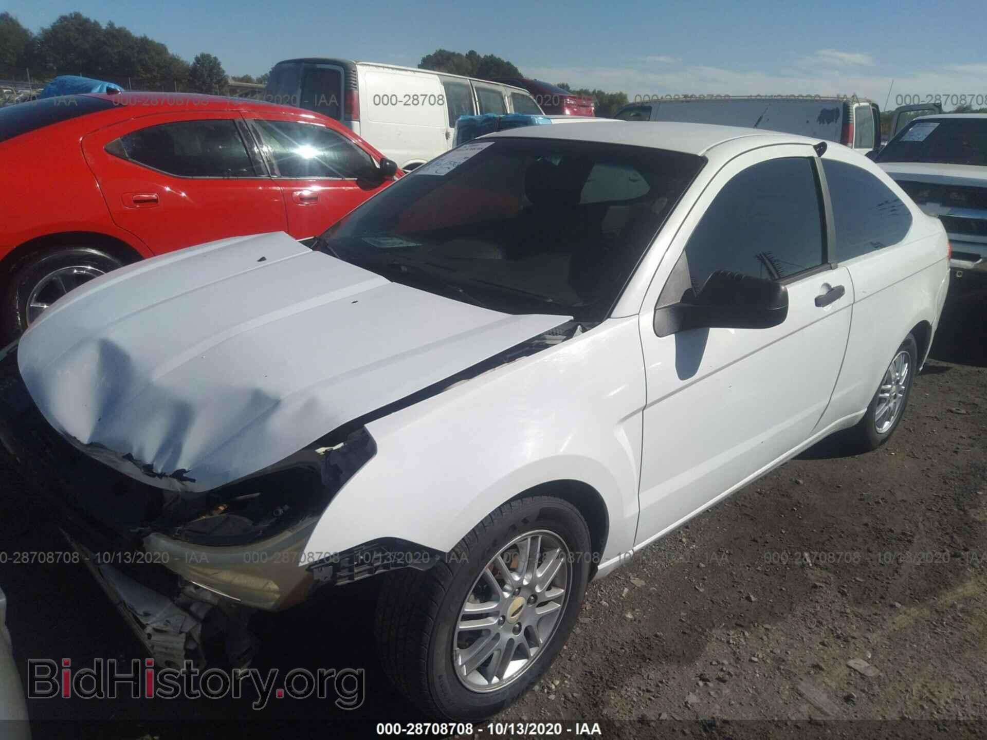 2008 FORD FOCUS - VIN: 1FAHP32N98W179002 - Фото 2