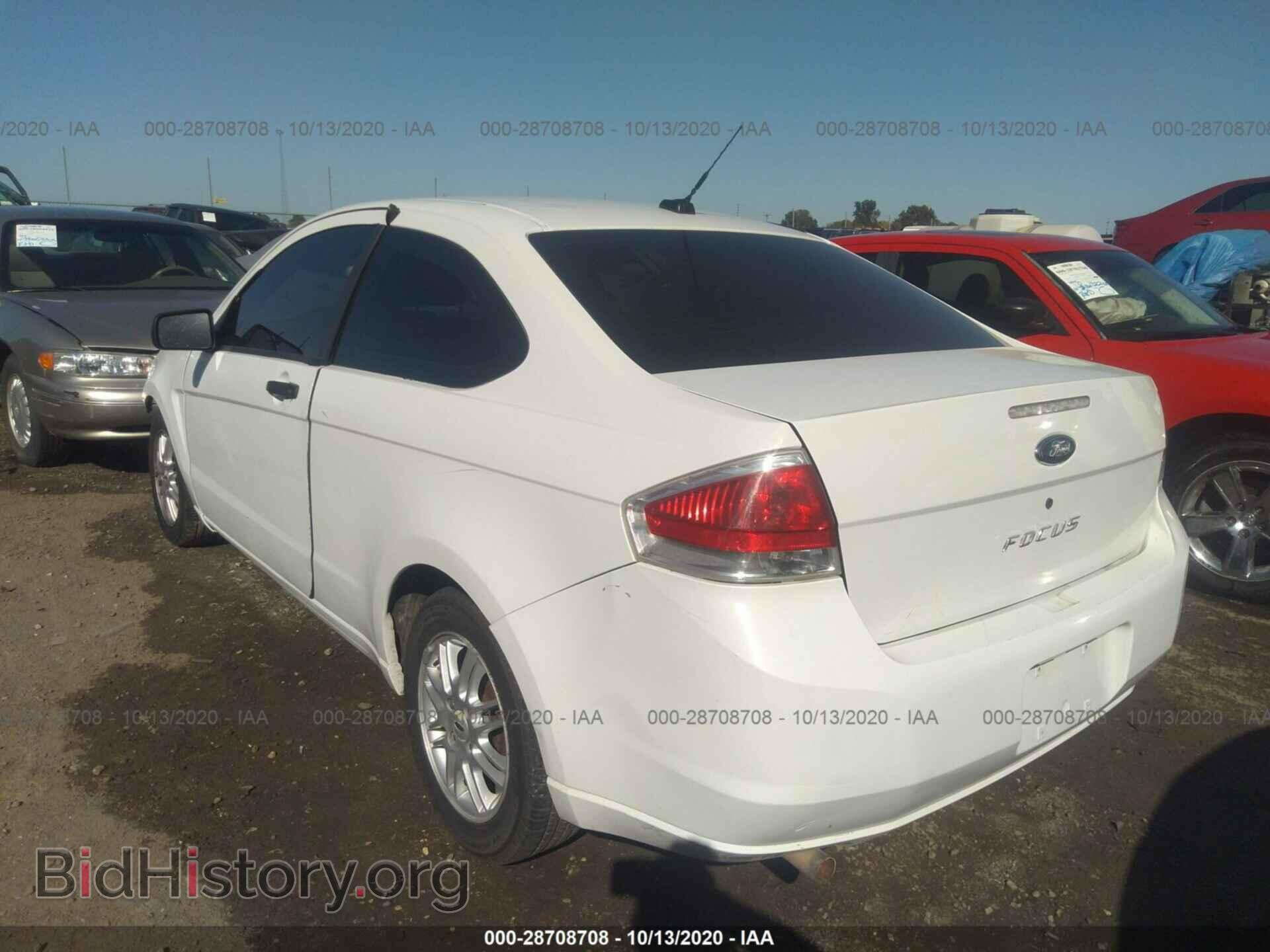2008 FORD FOCUS - VIN: 1FAHP32N98W179002 - Фото 3