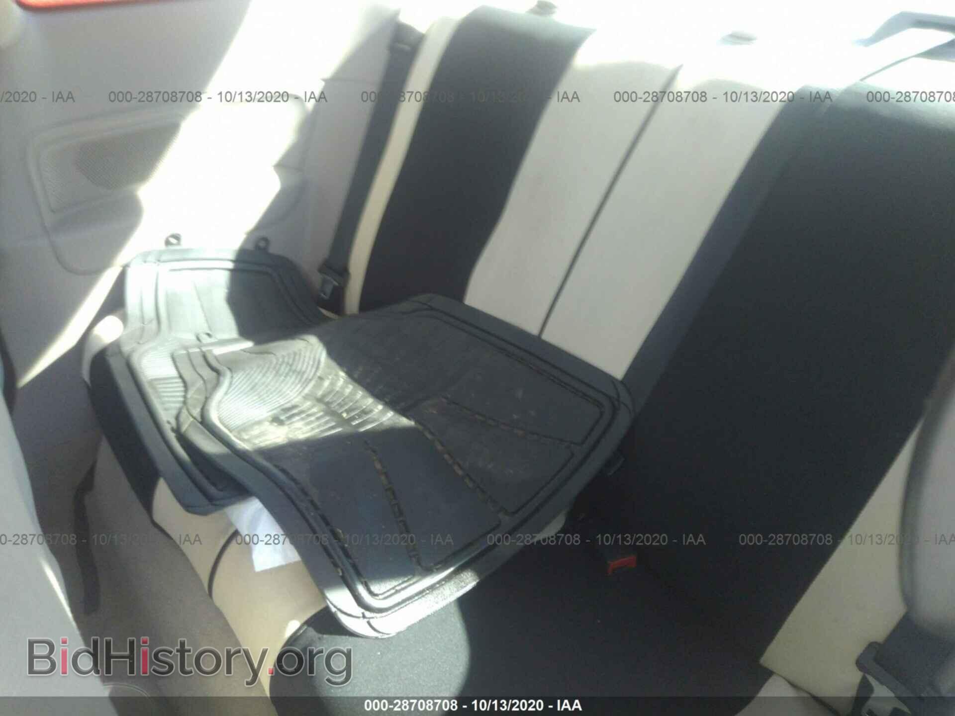 2008 FORD FOCUS - VIN: 1FAHP32N98W179002 - Фото 8
