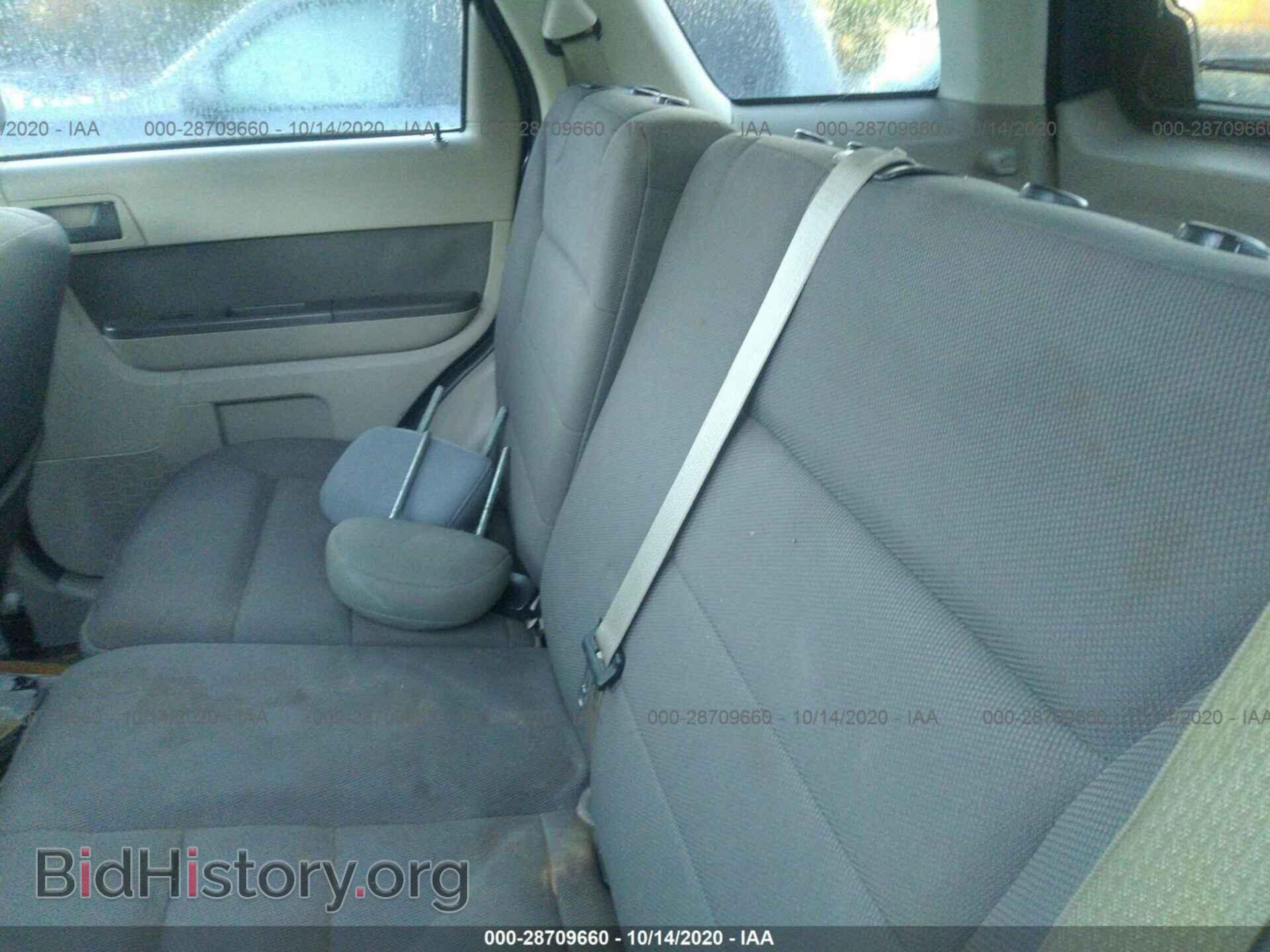 2009 FORD ESCAPE - VIN: 1FMCU93G59KC30306 - Фото 8