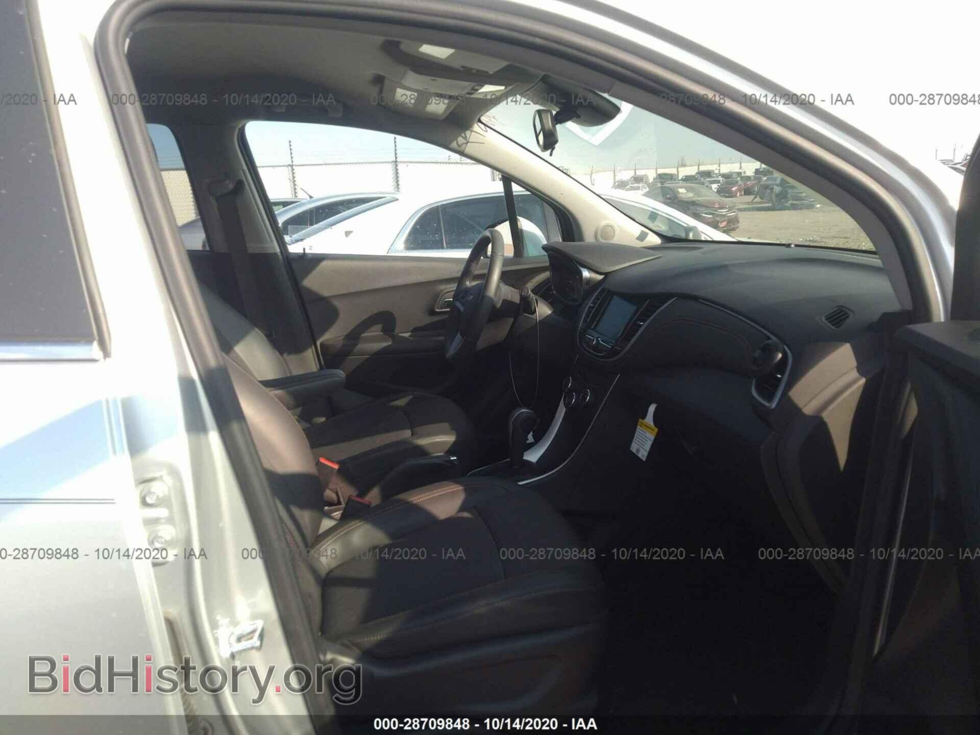 2020 CHEVROLET TRAX - VIN: KL7CJLSB4LB017531 - Фото 5