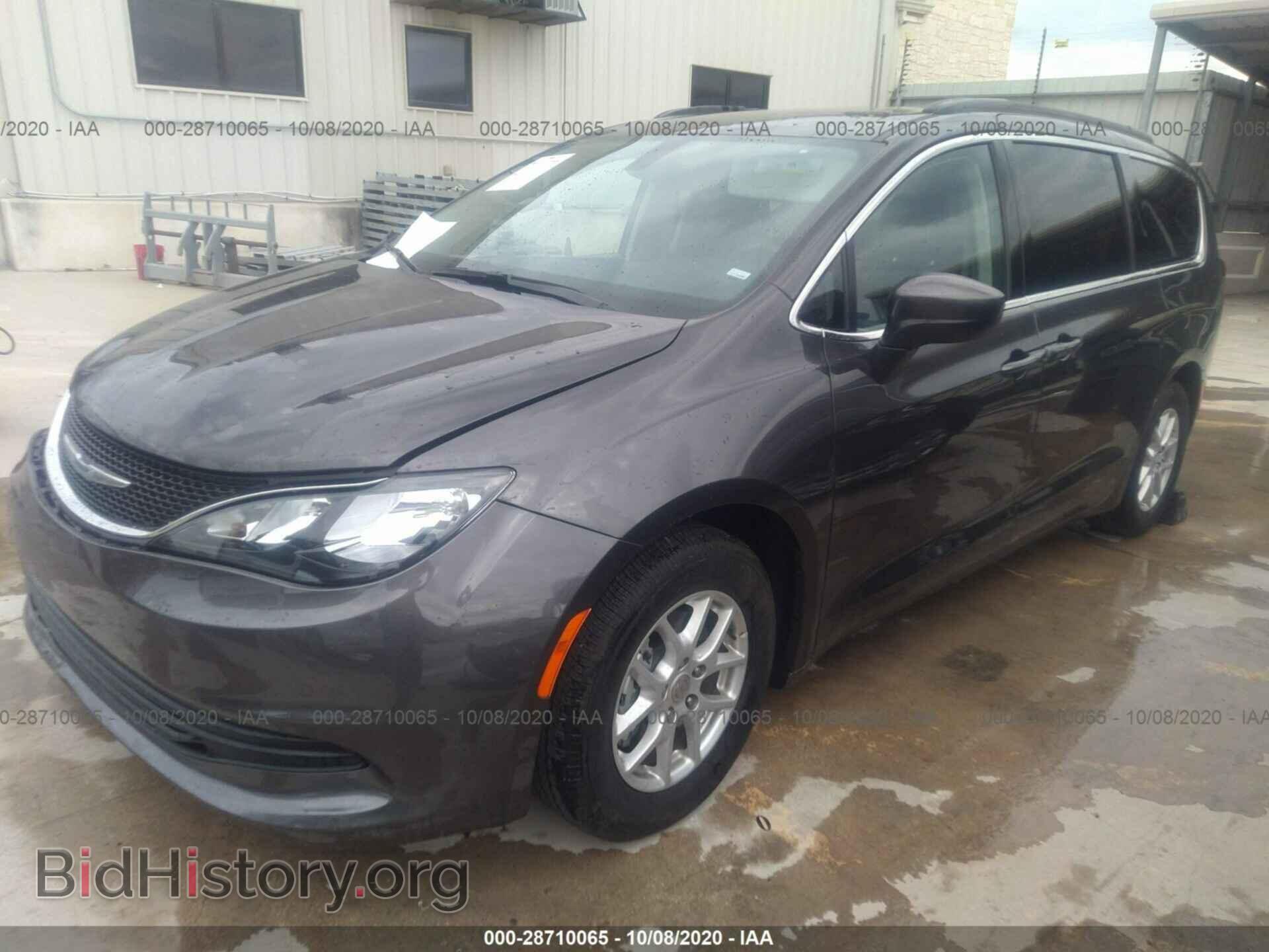 2020 CHRYSLER VOYAGER - VIN: 2C4RC1DG7LR144523 - Фото 2
