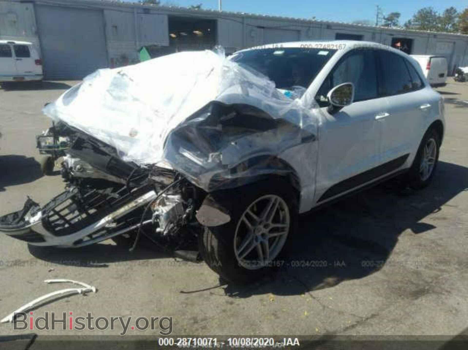 2018 PORSCHE MACAN - VIN: WP1AA2A59JLB12995 - Photo 2