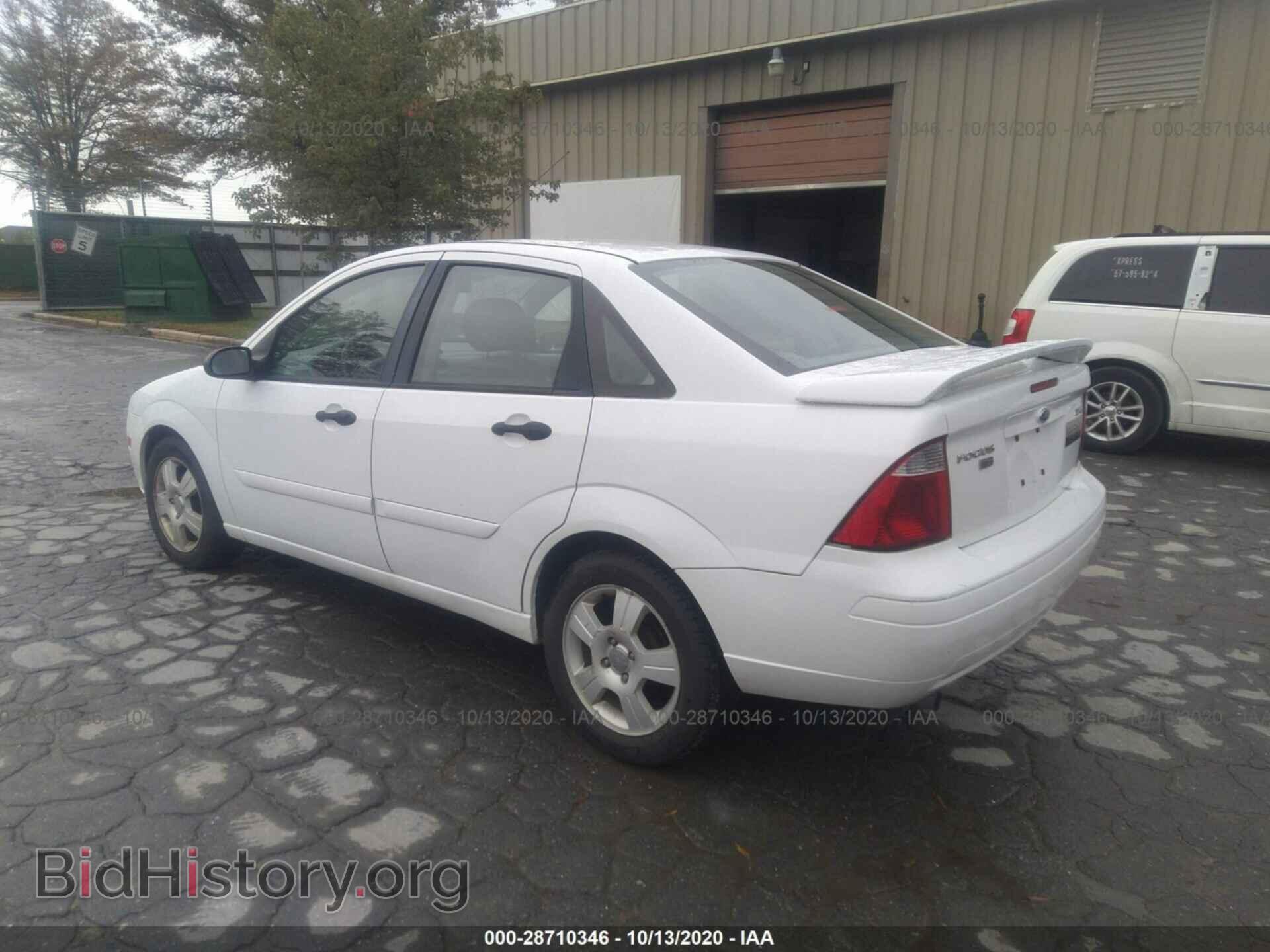2005 FORD FOCUS - VIN: 1FAFP34N35W242594 - Фото 3
