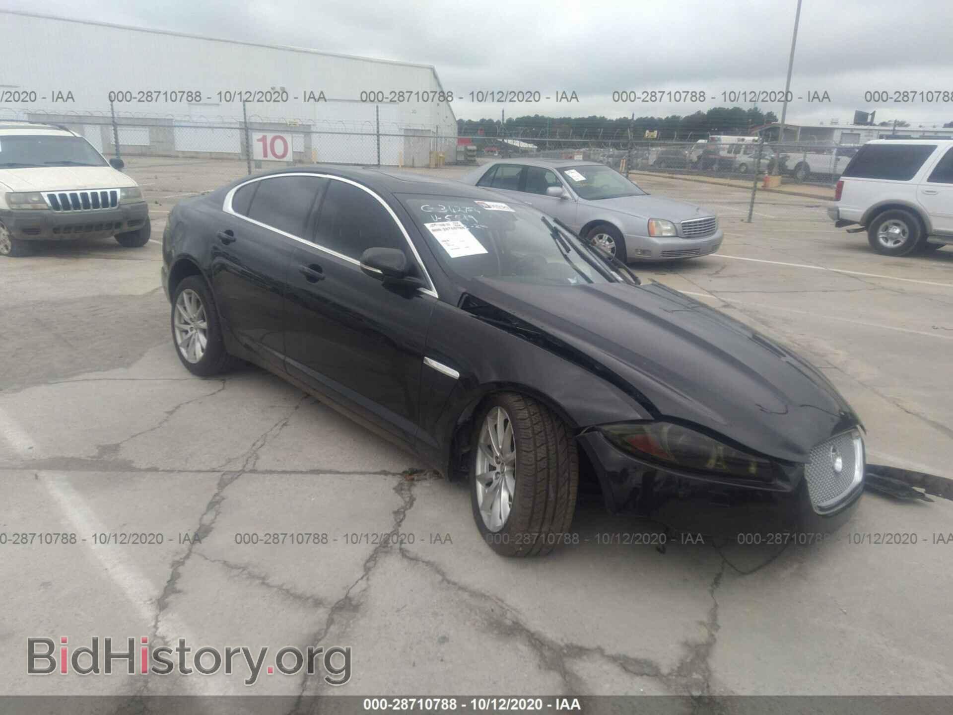 Photo SAJWA0FB2CLS35519 - JAGUAR XF 2012