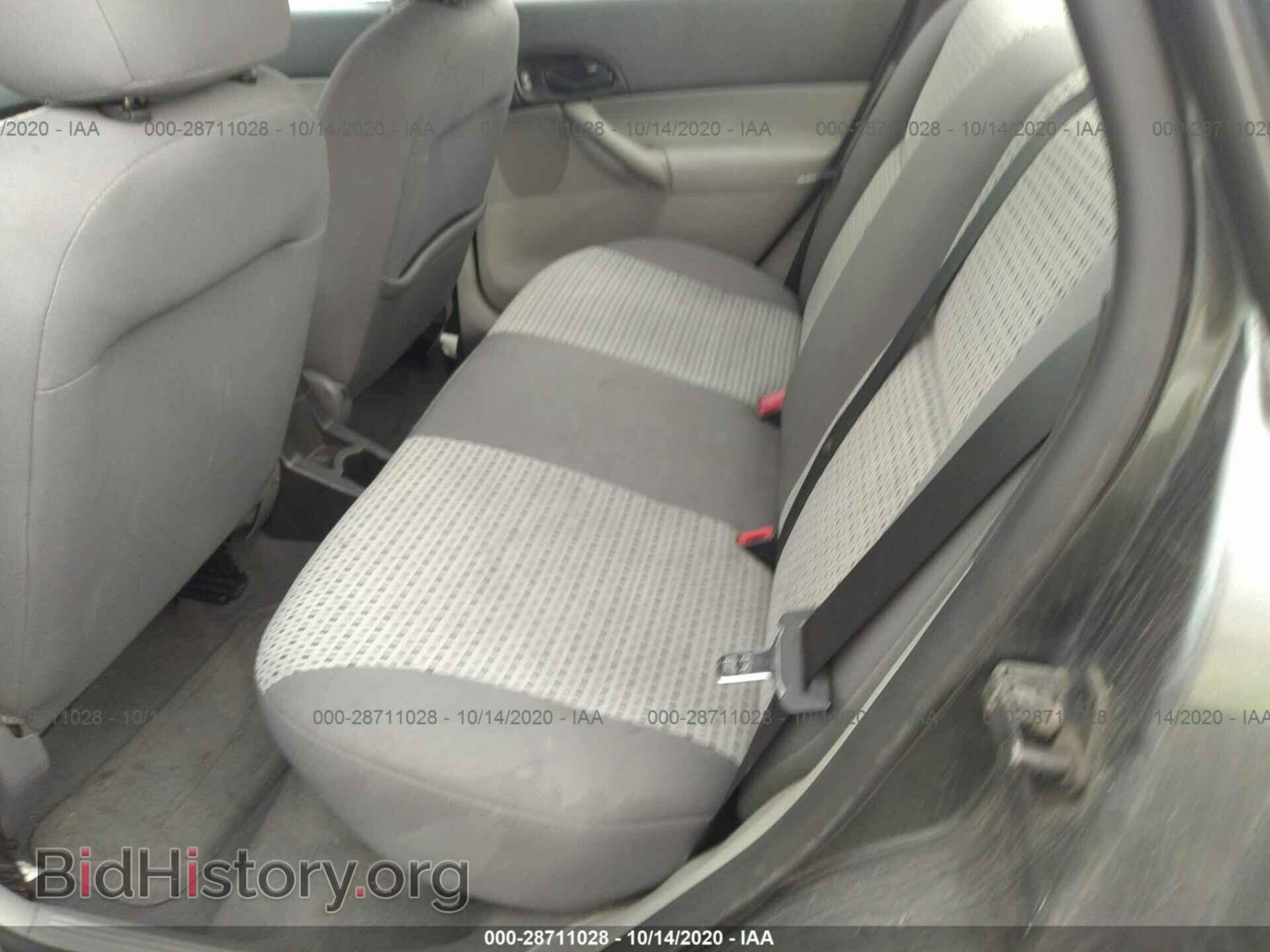 2007 FORD FOCUS - VIN: 1FAHP34N27W357182 - Фото 8
