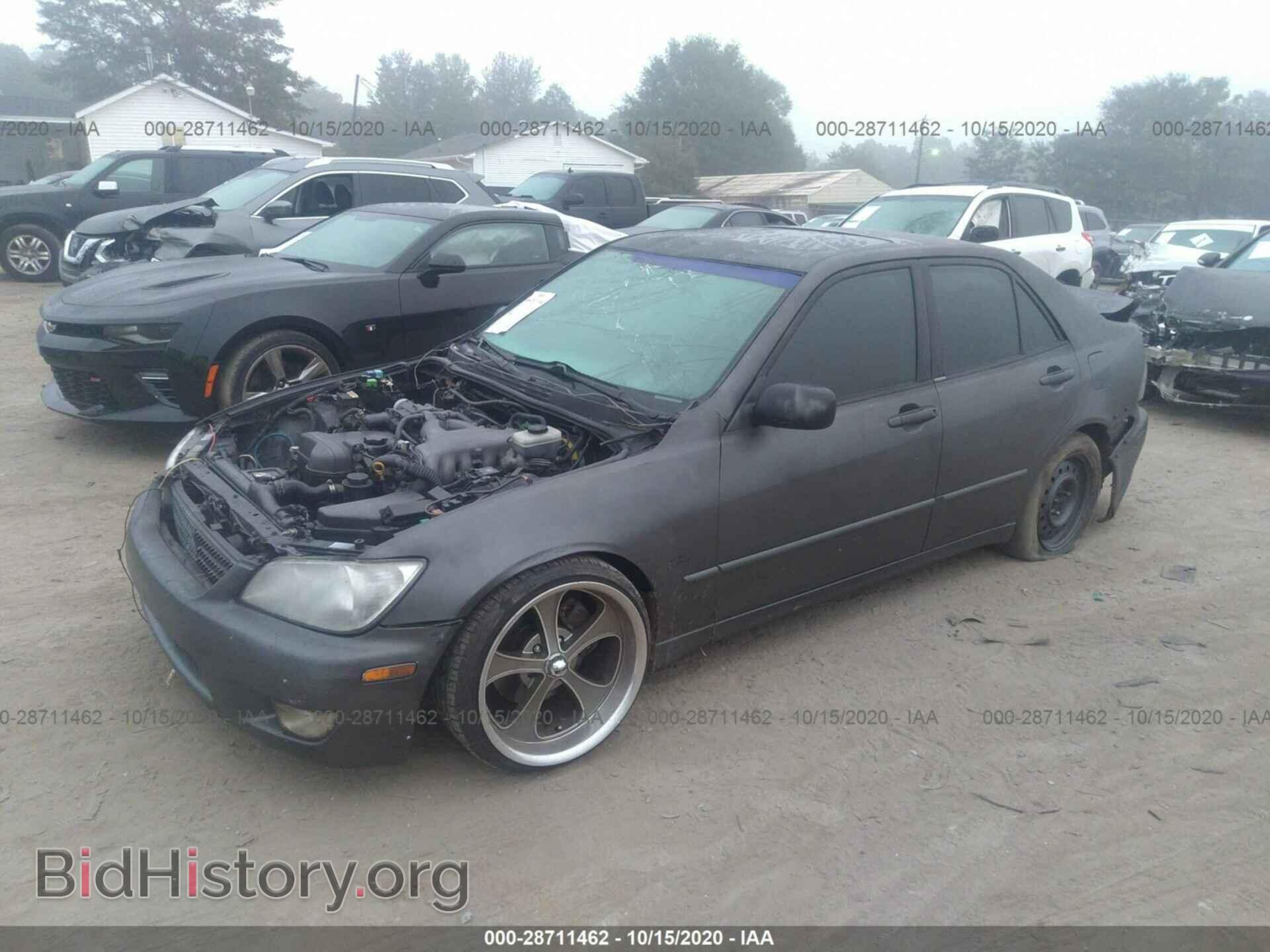 2002 LEXUS IS 300 - VIN: JTHBD192320036368 - Фото 2