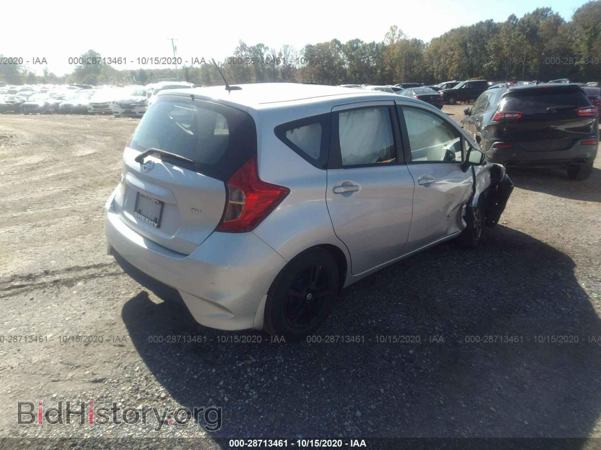 2018 NISSAN VERSA NOTE - VIN: 3N1CE2CP4JL355635 - Фото 4