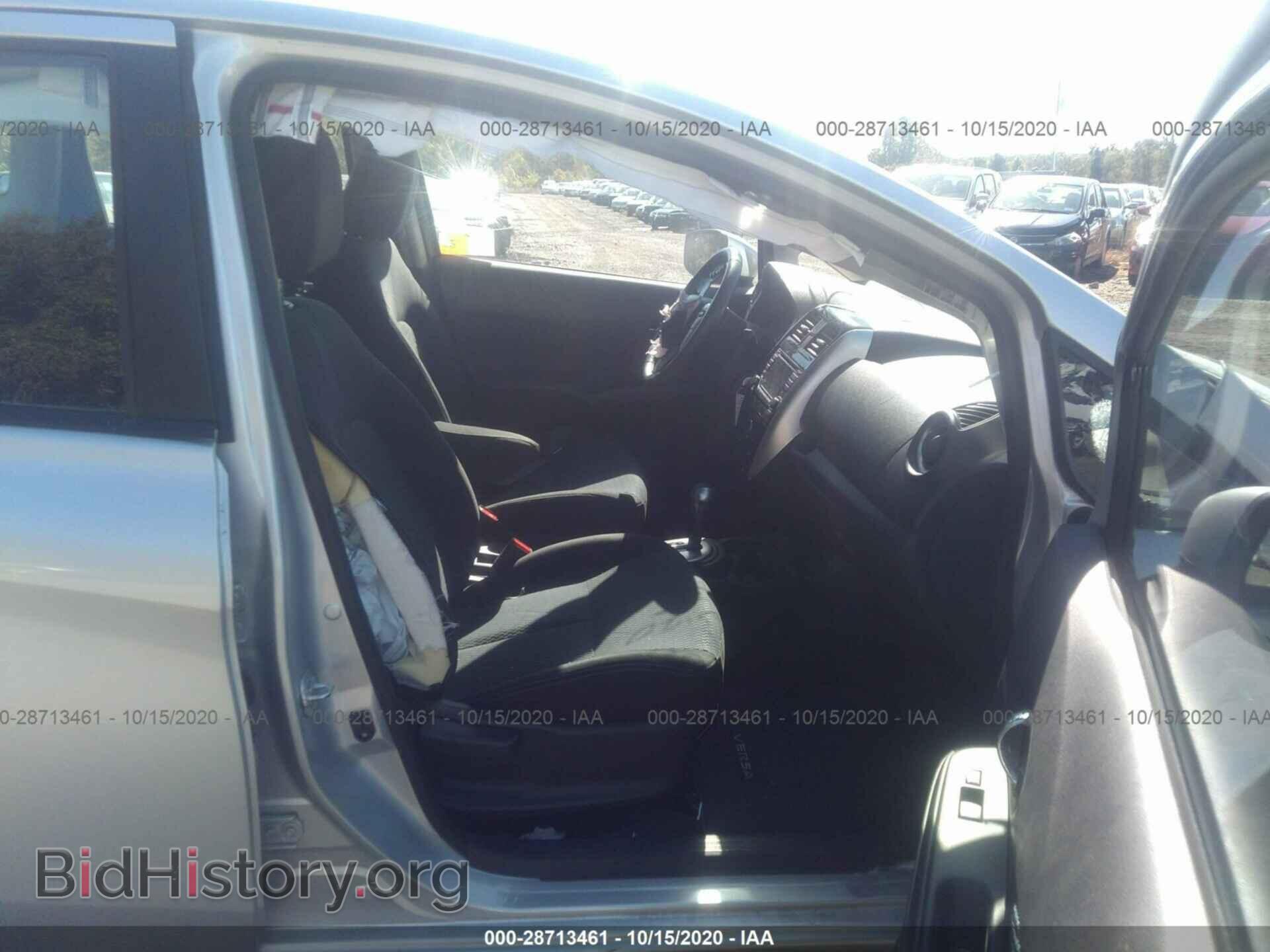 2018 NISSAN VERSA NOTE - VIN: 3N1CE2CP4JL355635 - Фото 5