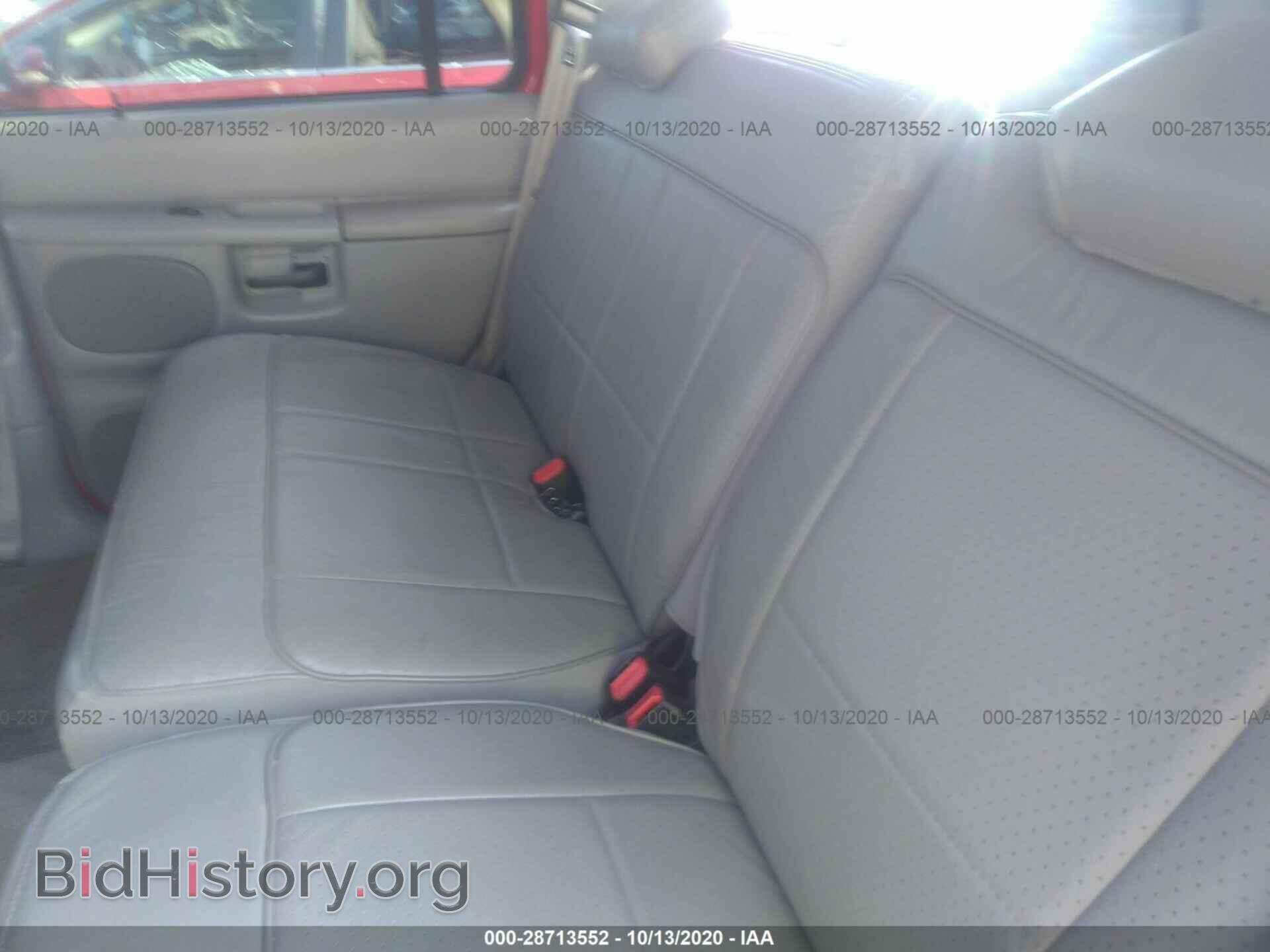 1998 FORD EXPLORER - VIN: 1FMZU32X3WUC45752 - Фото 8