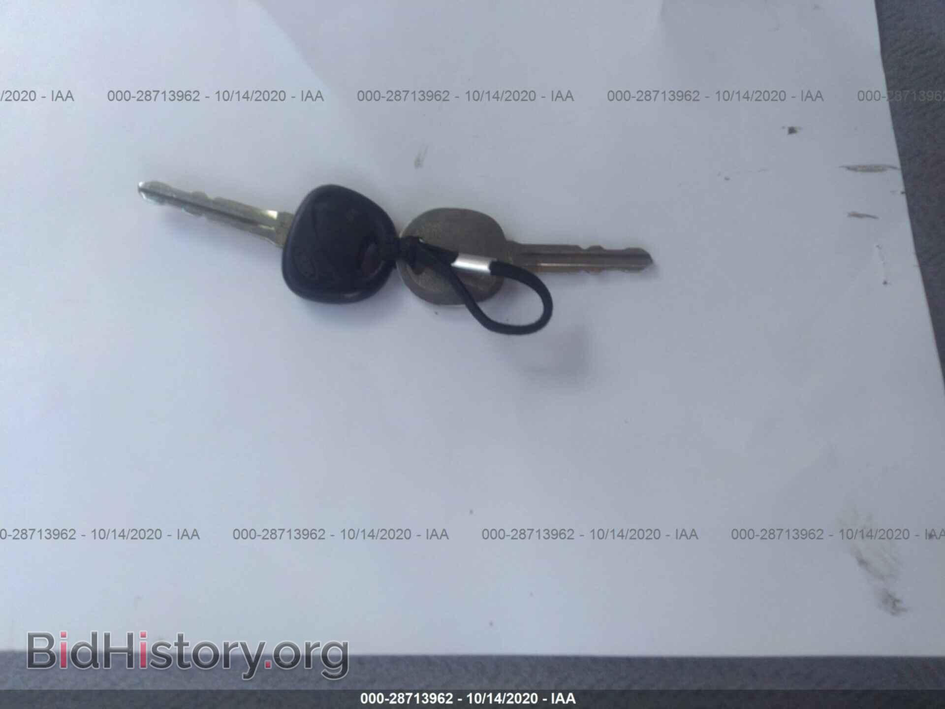 2008 KIA OPTIMA - VIN: KNAGE124385219178 - Фото 11