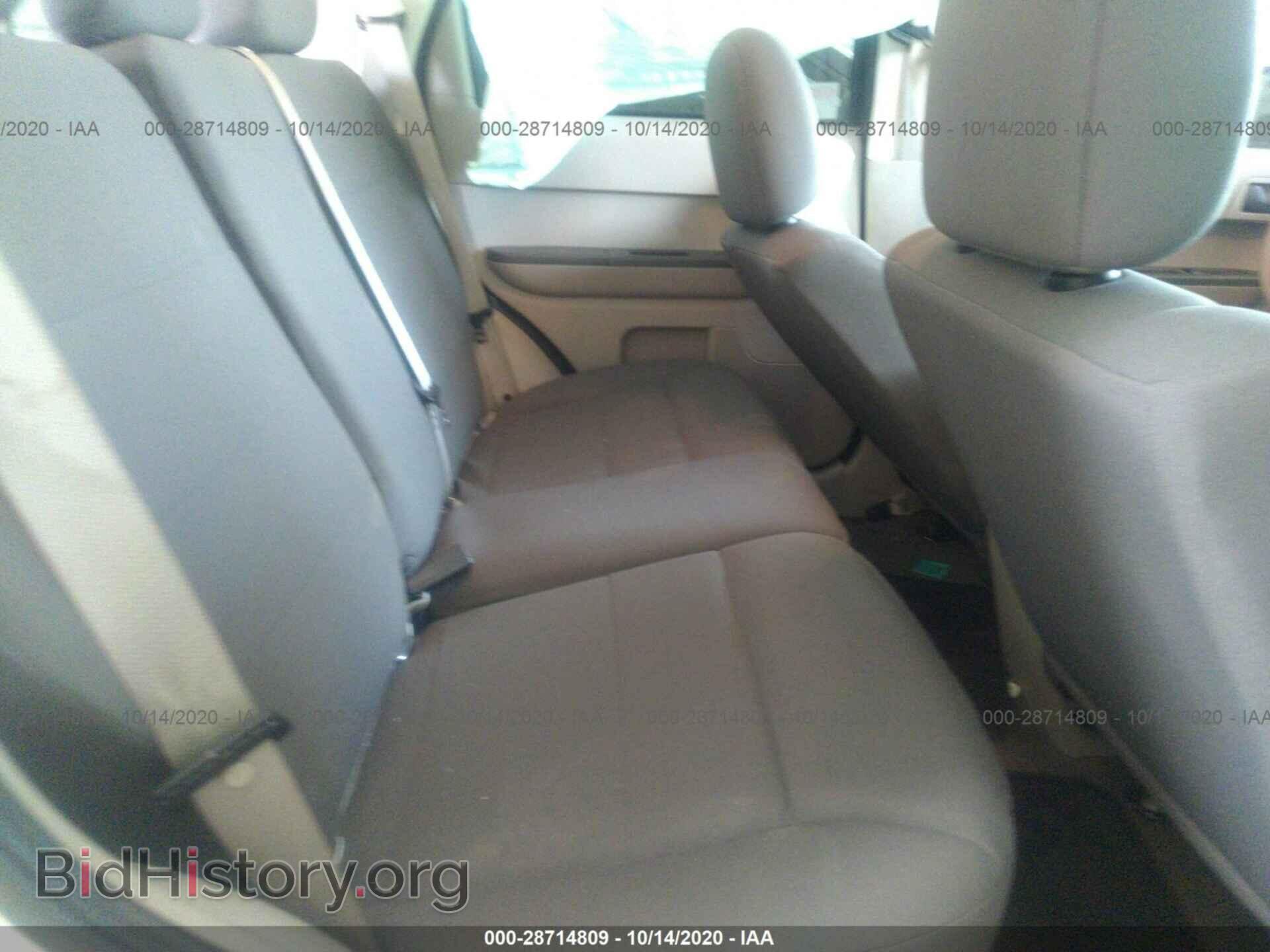 2011 FORD ESCAPE - VIN: 1FMCU0C76BKC48427 - Фото 8