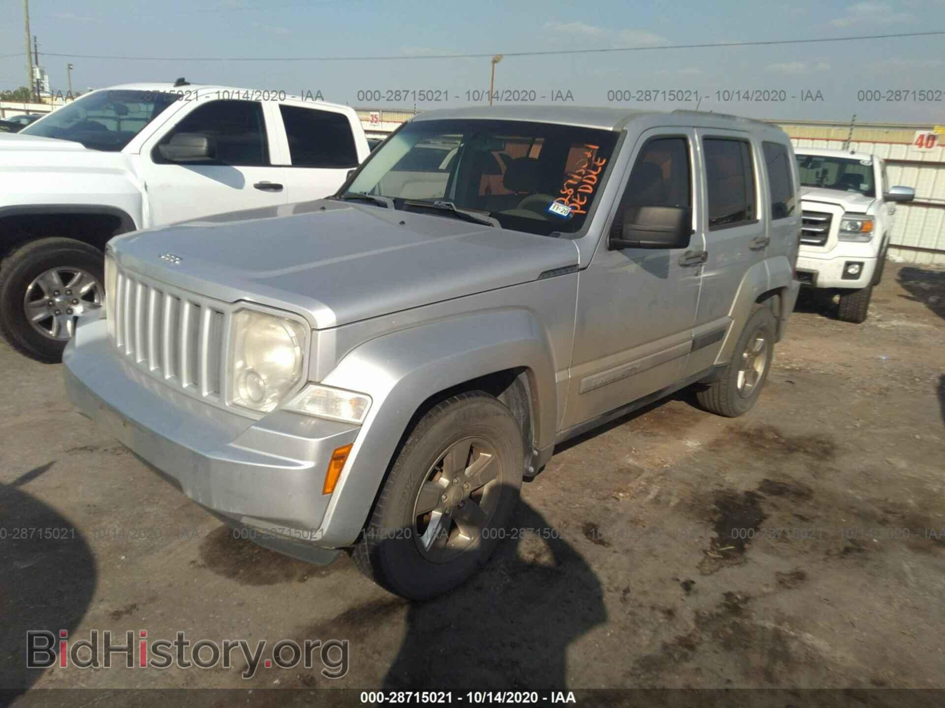 2011 JEEP LIBERTY - VIN: 1J4PP2GK2BW519624 - Фото 2