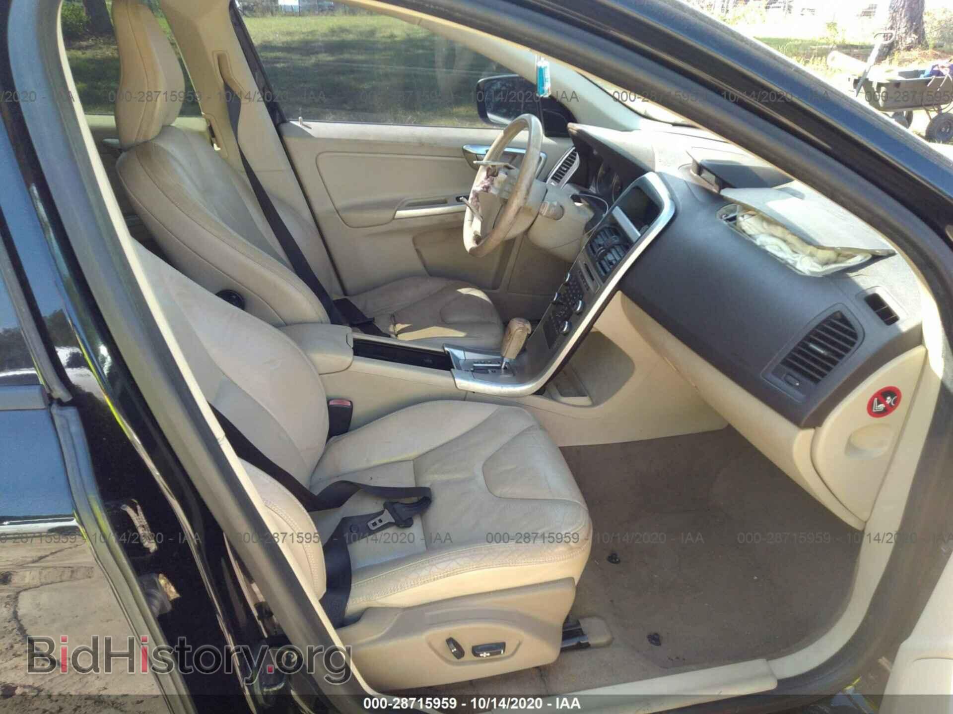 2010 VOLVO XC60 - VIN: YV4982DL8A2125945 - Фото 5