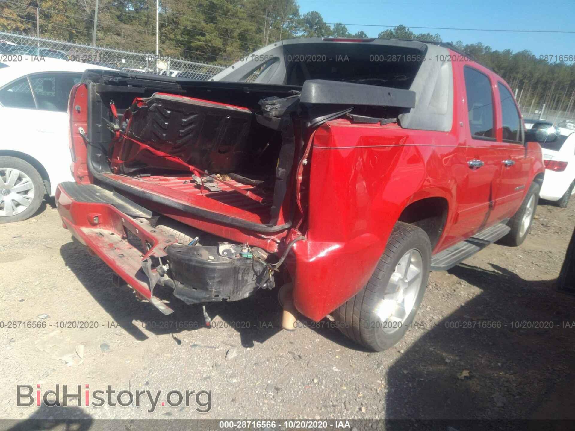 2011 CHEVROLET AVALANCHE - VIN: 3GNMCFE0XBG144763 - Фото 4