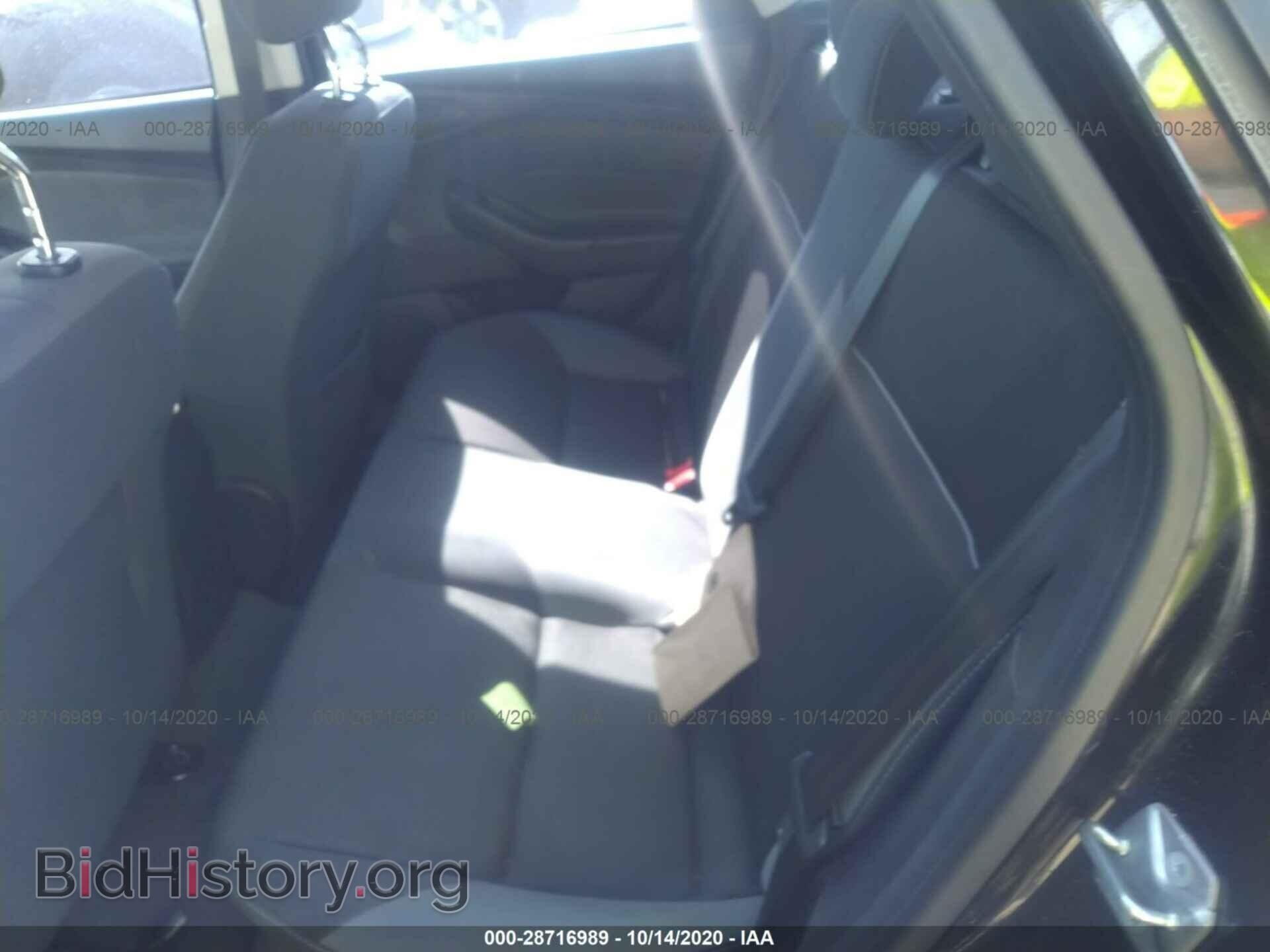 2012 FORD FOCUS - VIN: 1FAHP3F21CL107821 - Фото 8