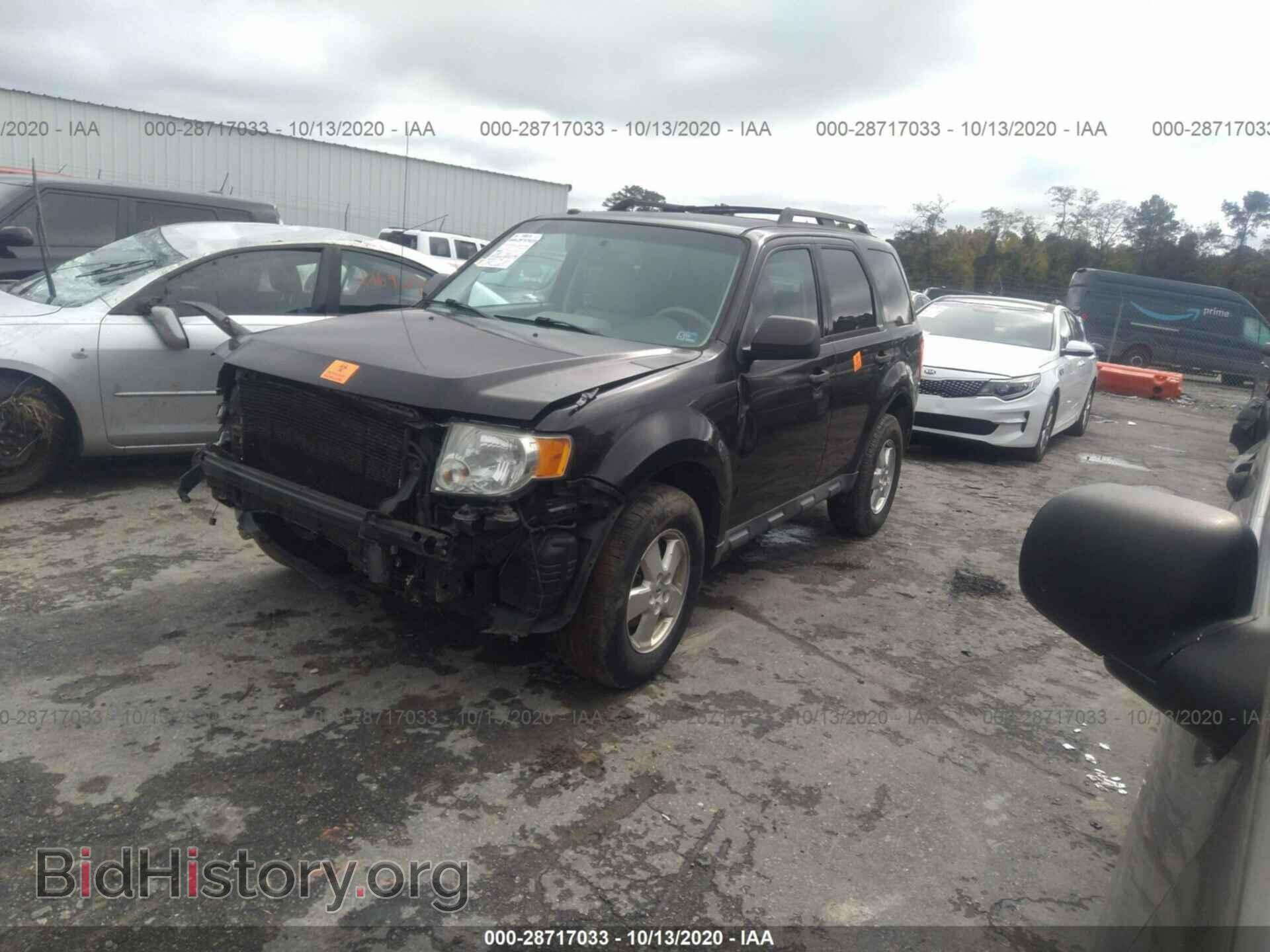 2011 FORD ESCAPE - VIN: 1FMCU0D71BKB50775 - Photo 2