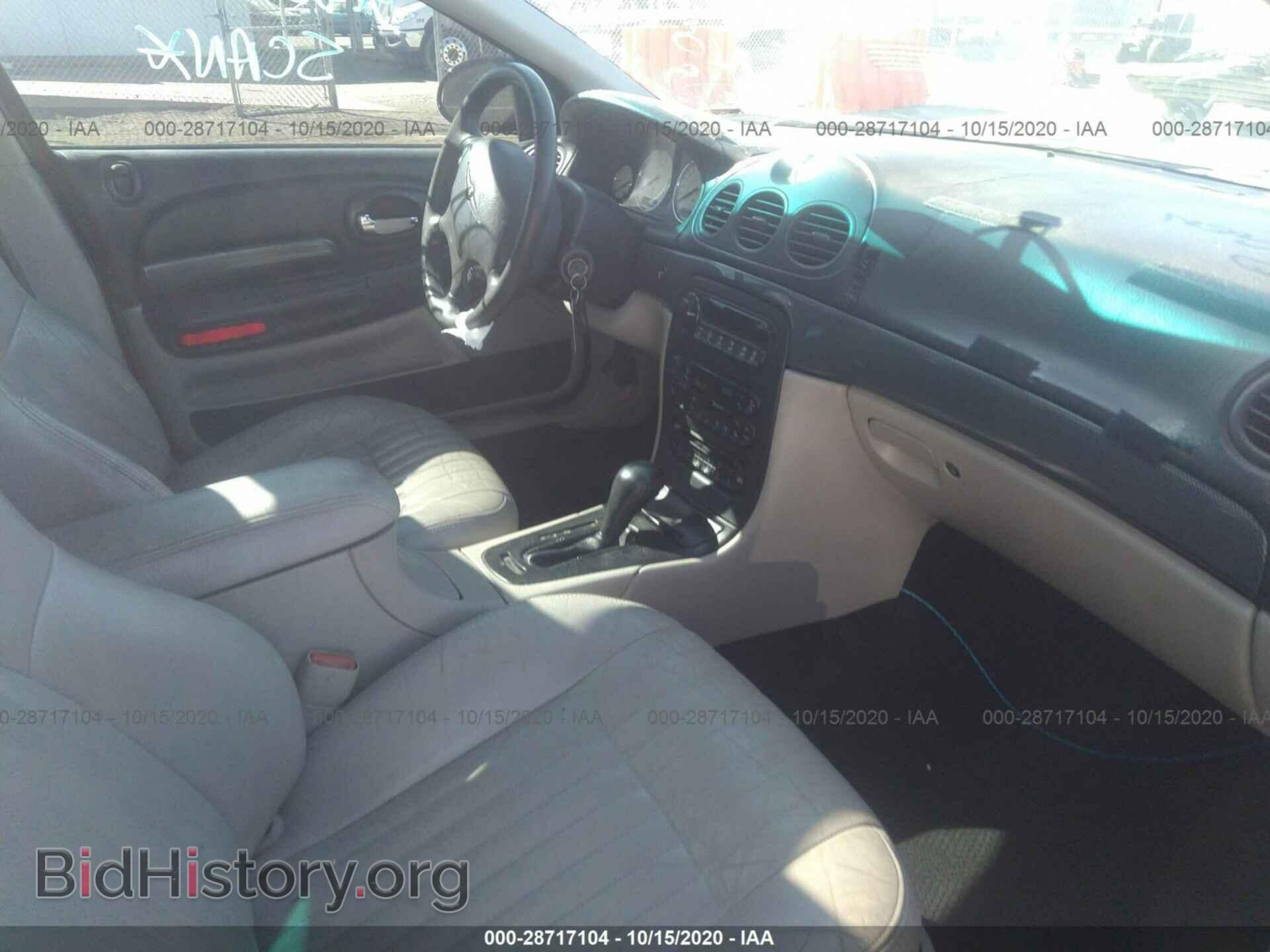 2004 CHRYSLER 300M - VIN: 2C3AE76K34H594421 - Фото 5
