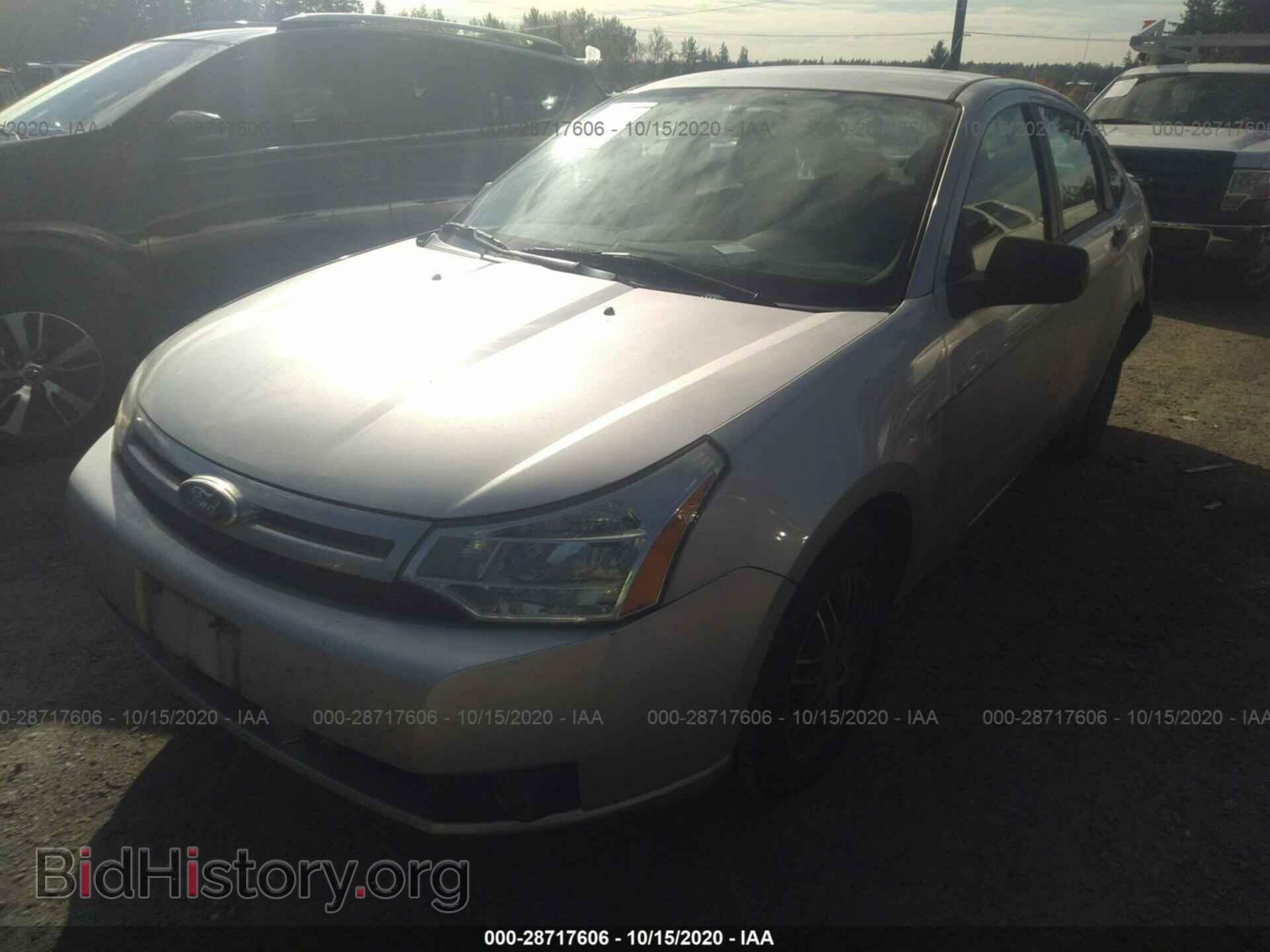 2011 FORD FOCUS - VIN: 1FAHP3FN8BW151130 - Photo 2