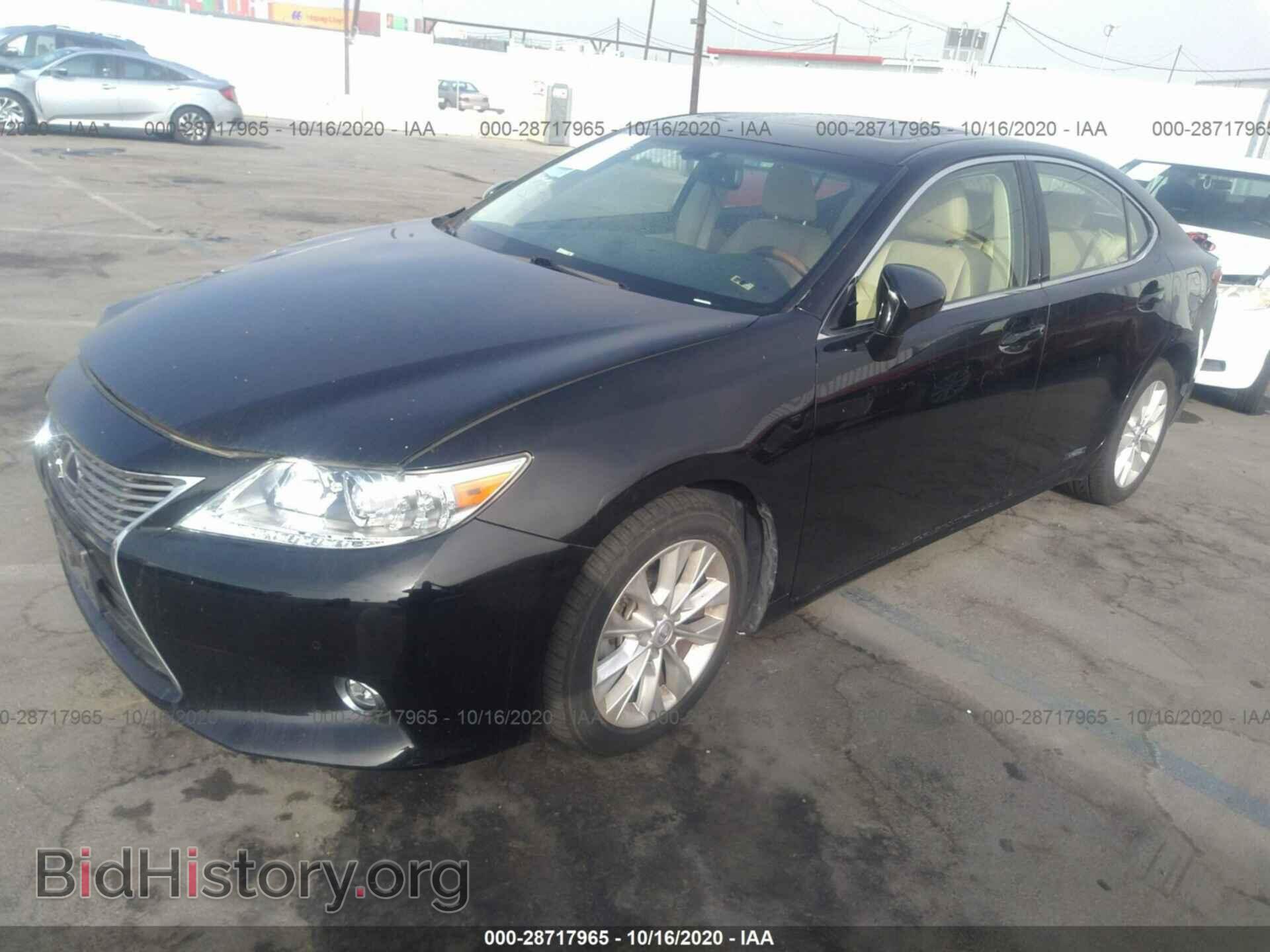 2015 LEXUS ES 300H - VIN: JTHBW1GG0F2082968 - Фото 2