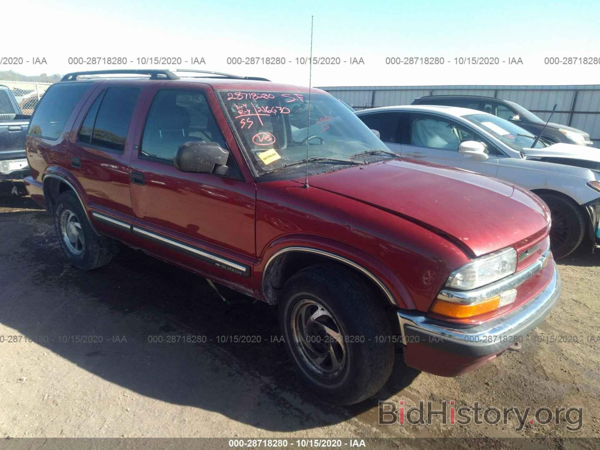 Photo 1GNDT13W2Y2144347 - CHEVROLET BLAZER 2000