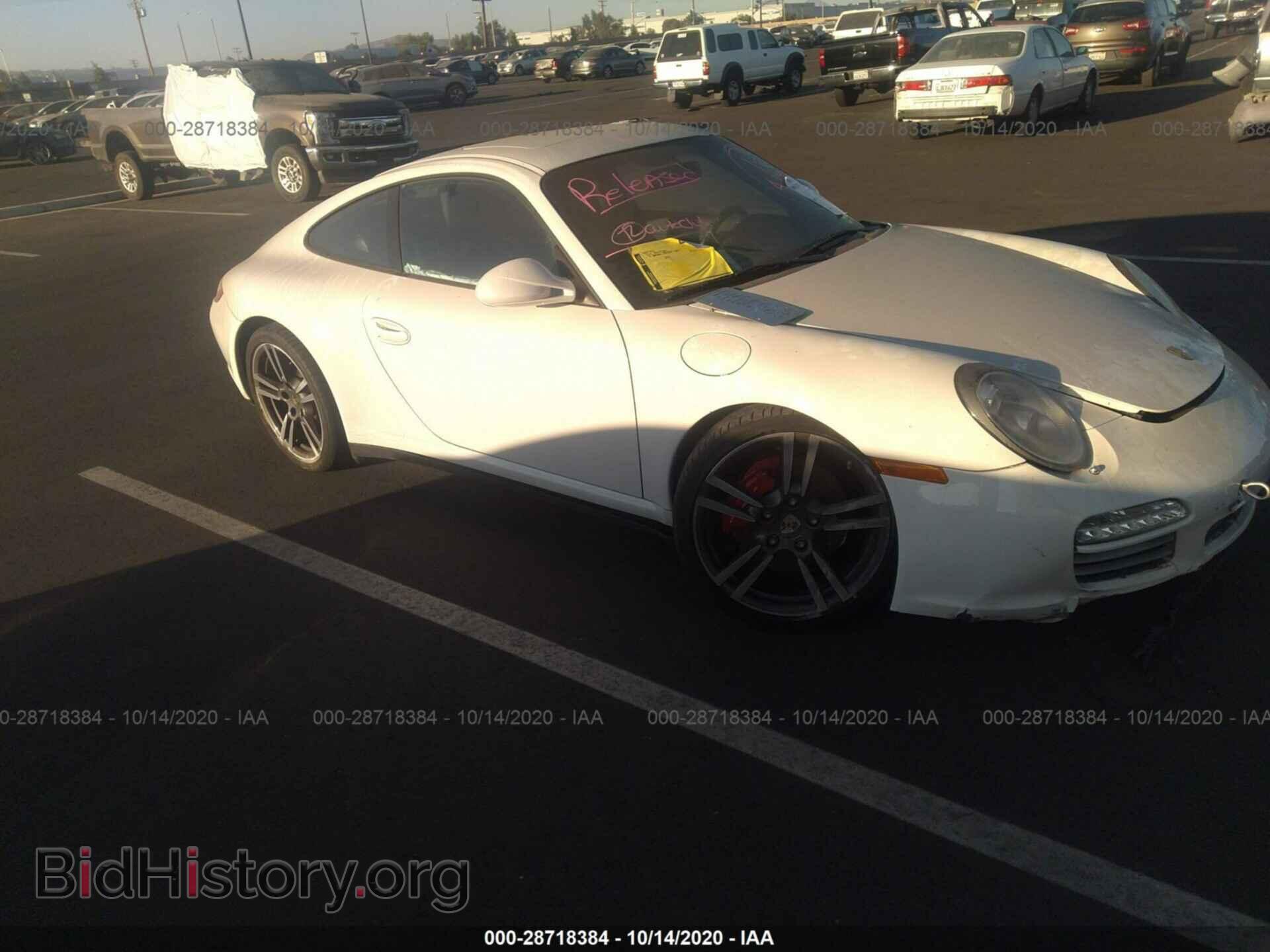 Фотография WP0AB2A90BS720462 - PORSCHE 911 2011