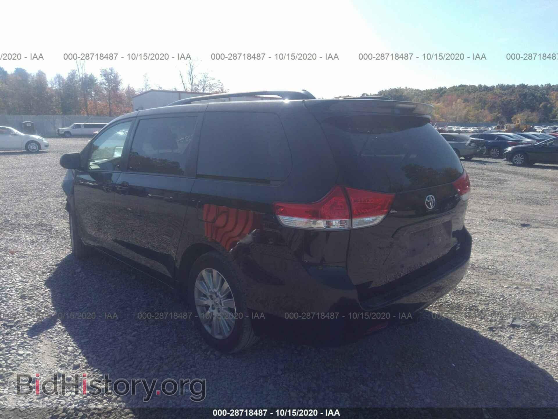 2013 TOYOTA SIENNA - VIN: 5TDDK3DC2DS049141 - Фото 3