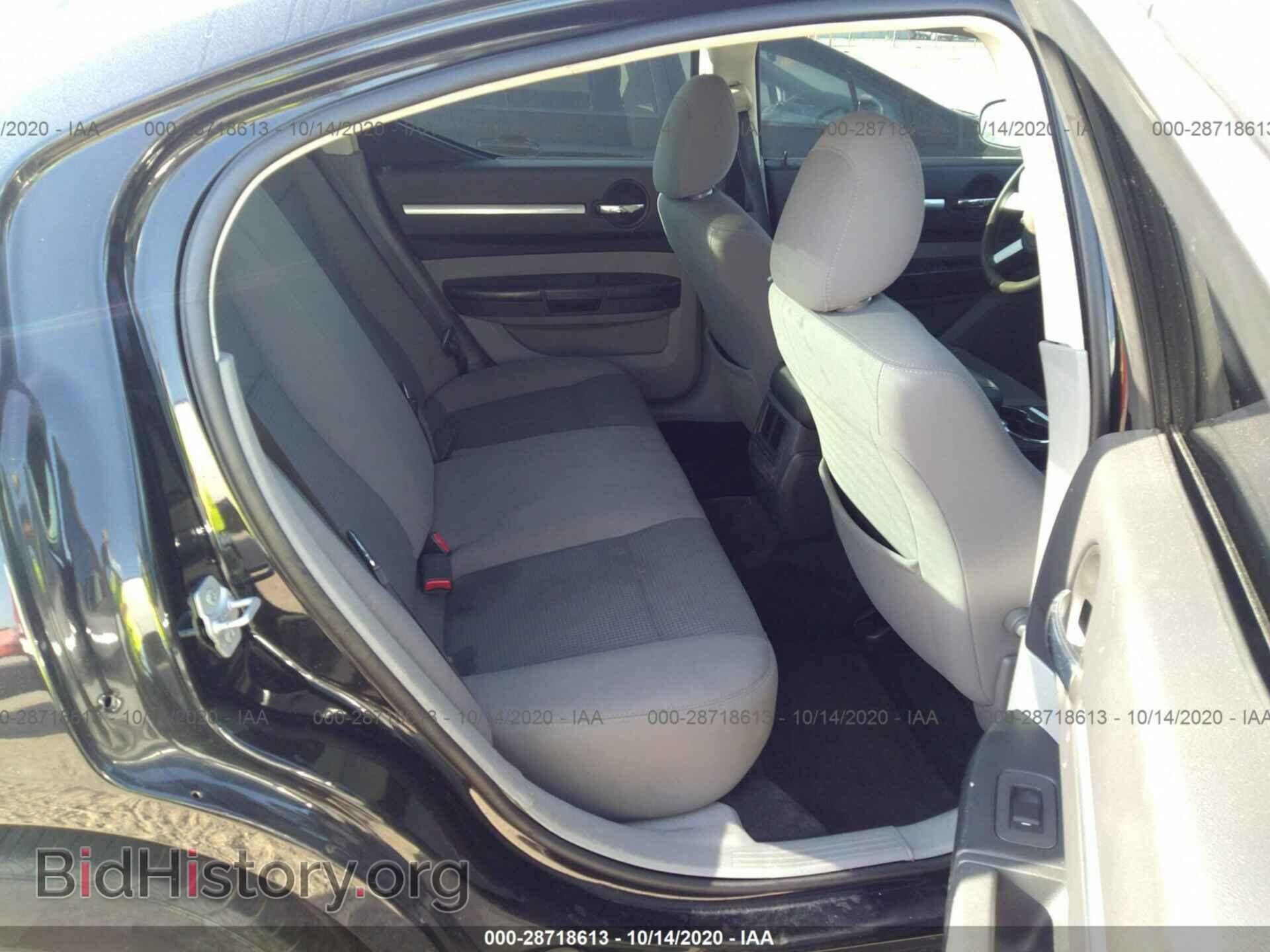 2010 DODGE CHARGER - VIN: 2B3CA4CD1AH240091 - Photo 8