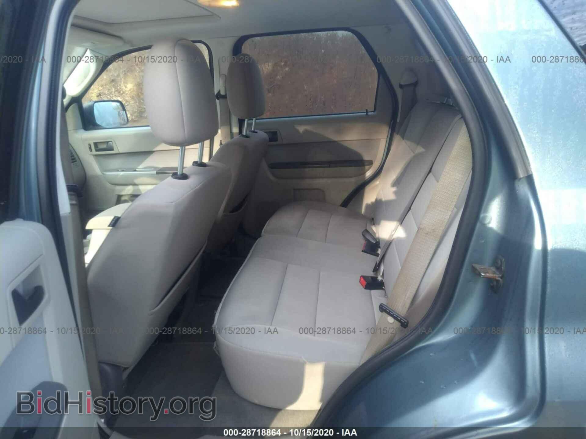 2011 FORD ESCAPE - VIN: 1FMCU9DG1BKA60126 - Фото 8