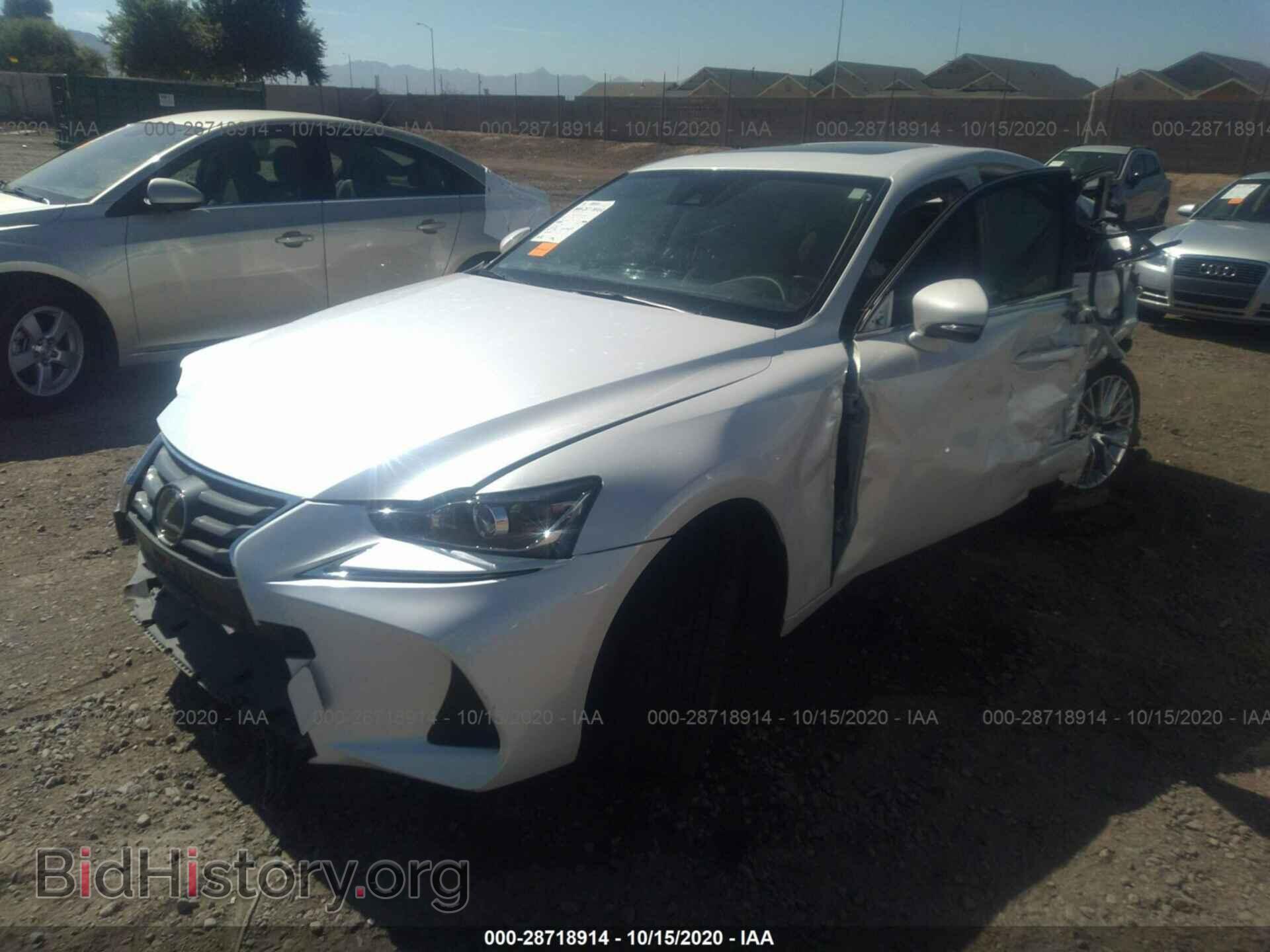 2017 LEXUS IS - VIN: JTHBA1D29H5042574 - Фото 2