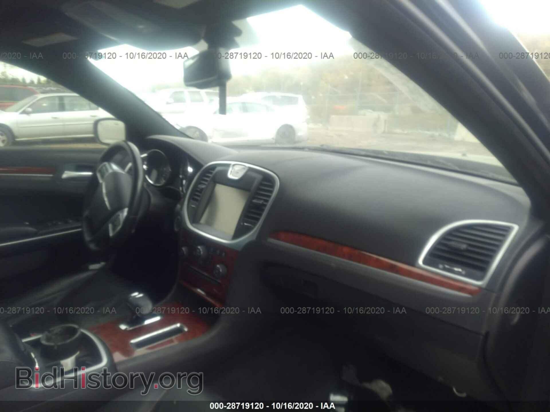 2013 CHRYSLER 300 - VIN: 2C3CCARG7DH528036 - Фото 5