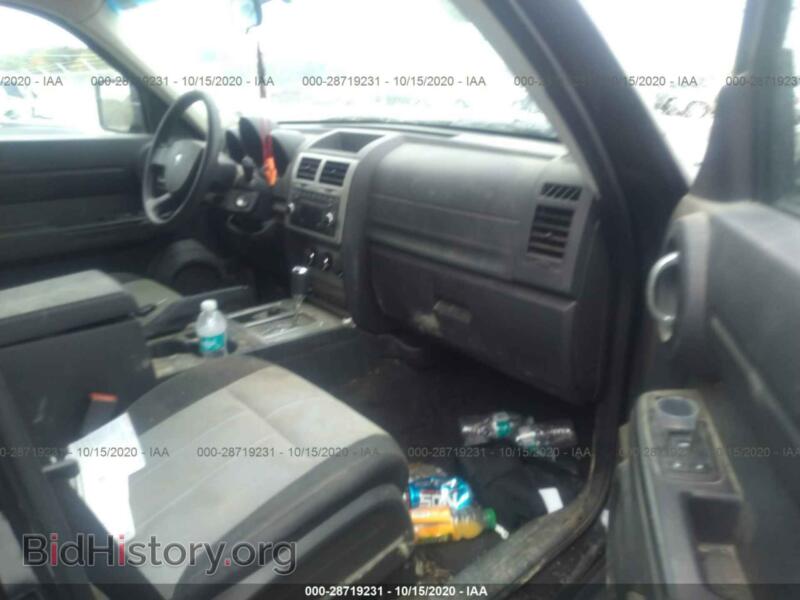 2008 Dodge NITRO (VIN 1D8GU28K38W243901) — photo 5 of 11