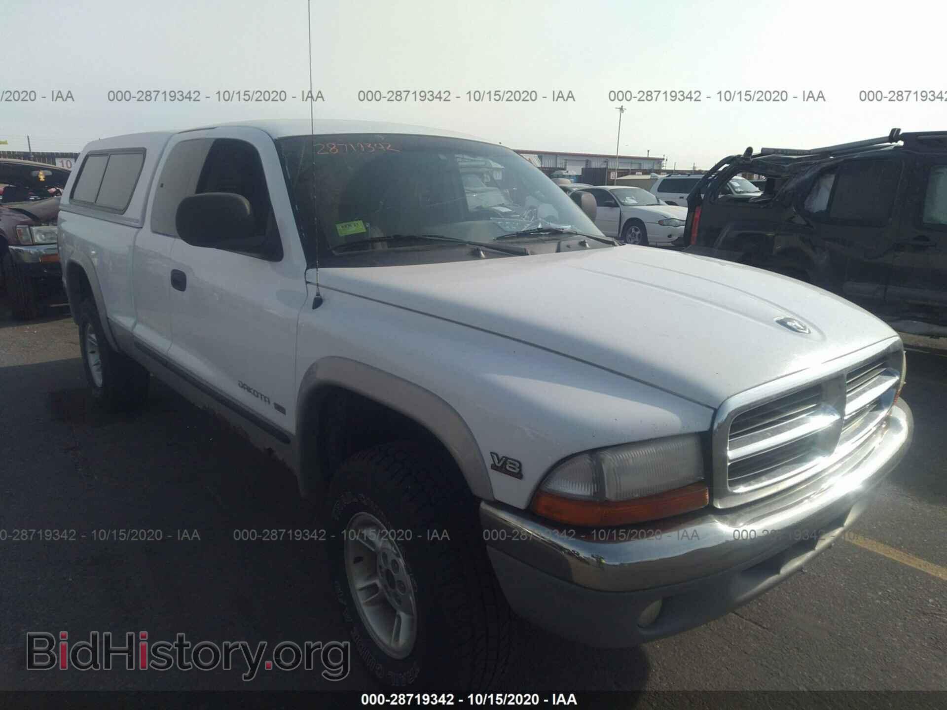 Photo 1B7GG22NXYS710425 - DODGE DAKOTA 2000