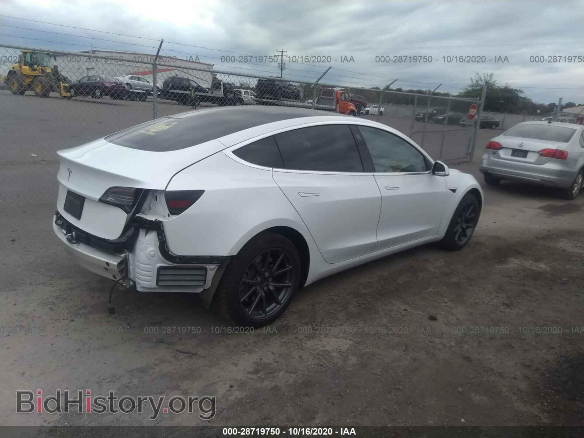 2019 TESLA MODEL 3 - VIN: 5YJ3E1EA2KF484439 - Фото 4