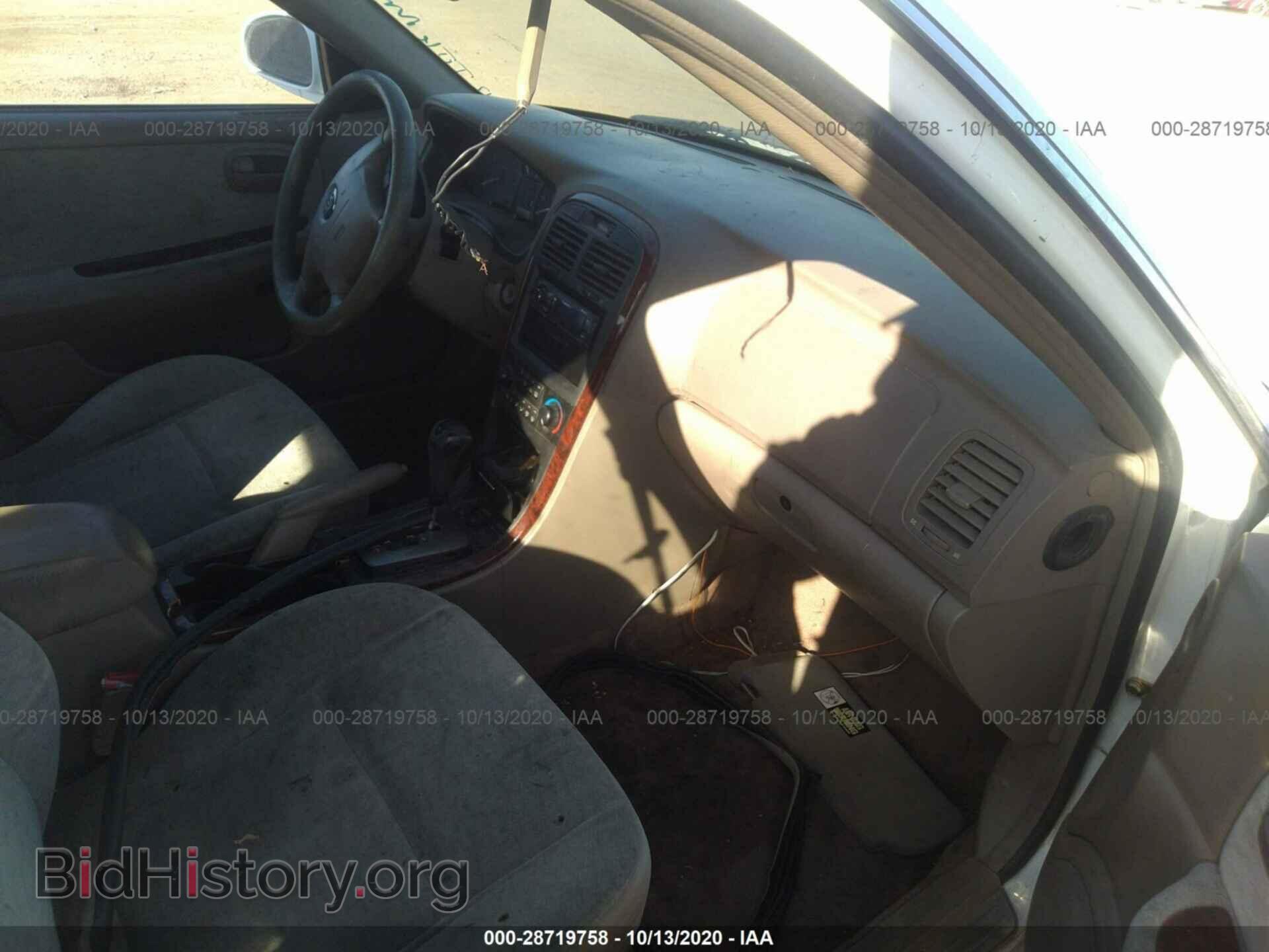 2005 KIA OPTIMA - VIN: KNAGD128455419410 - Фото 5