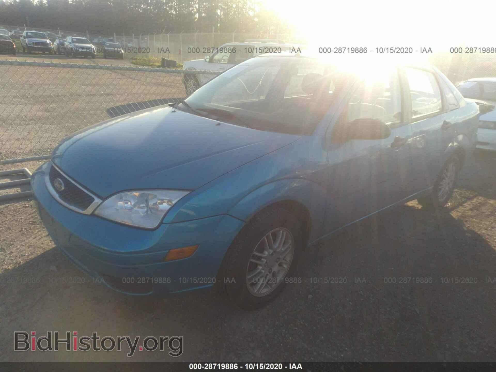 2007 FORD FOCUS - VIN: 1FAHP34N97W361925 - Фото 2