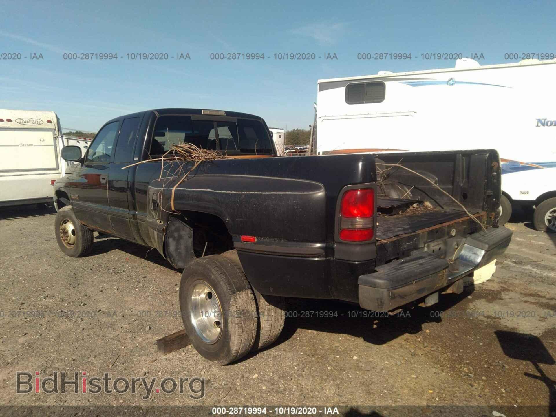 1998 DODGE RAM 3500 - VIN: 1B7MF33D8WJ133799 - Фото 3