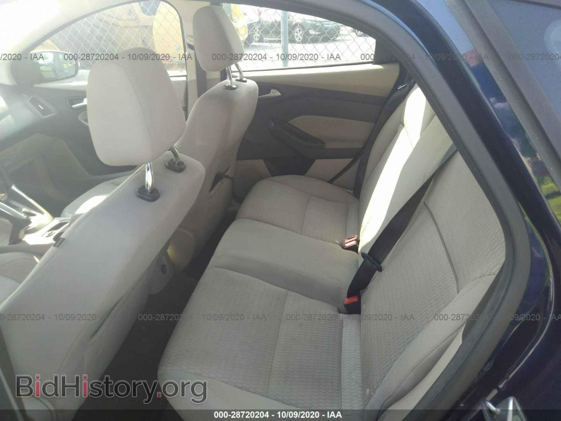 2012 FORD FOCUS - VIN: 1FAHP3M21CL130664 - Фото 8
