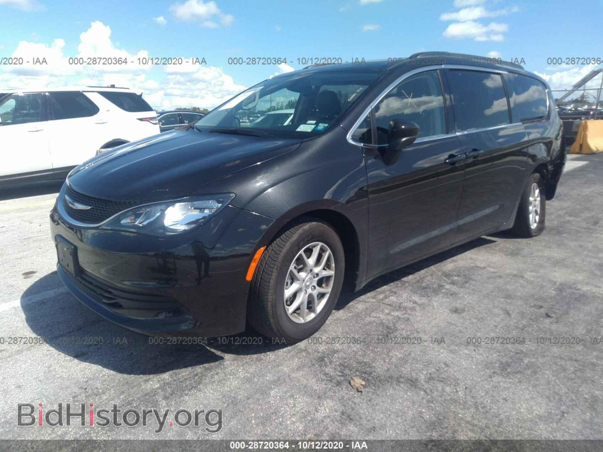 2020 CHRYSLER VOYAGER - VIN: 2C4RC1DGXLR182425 - Photo 2