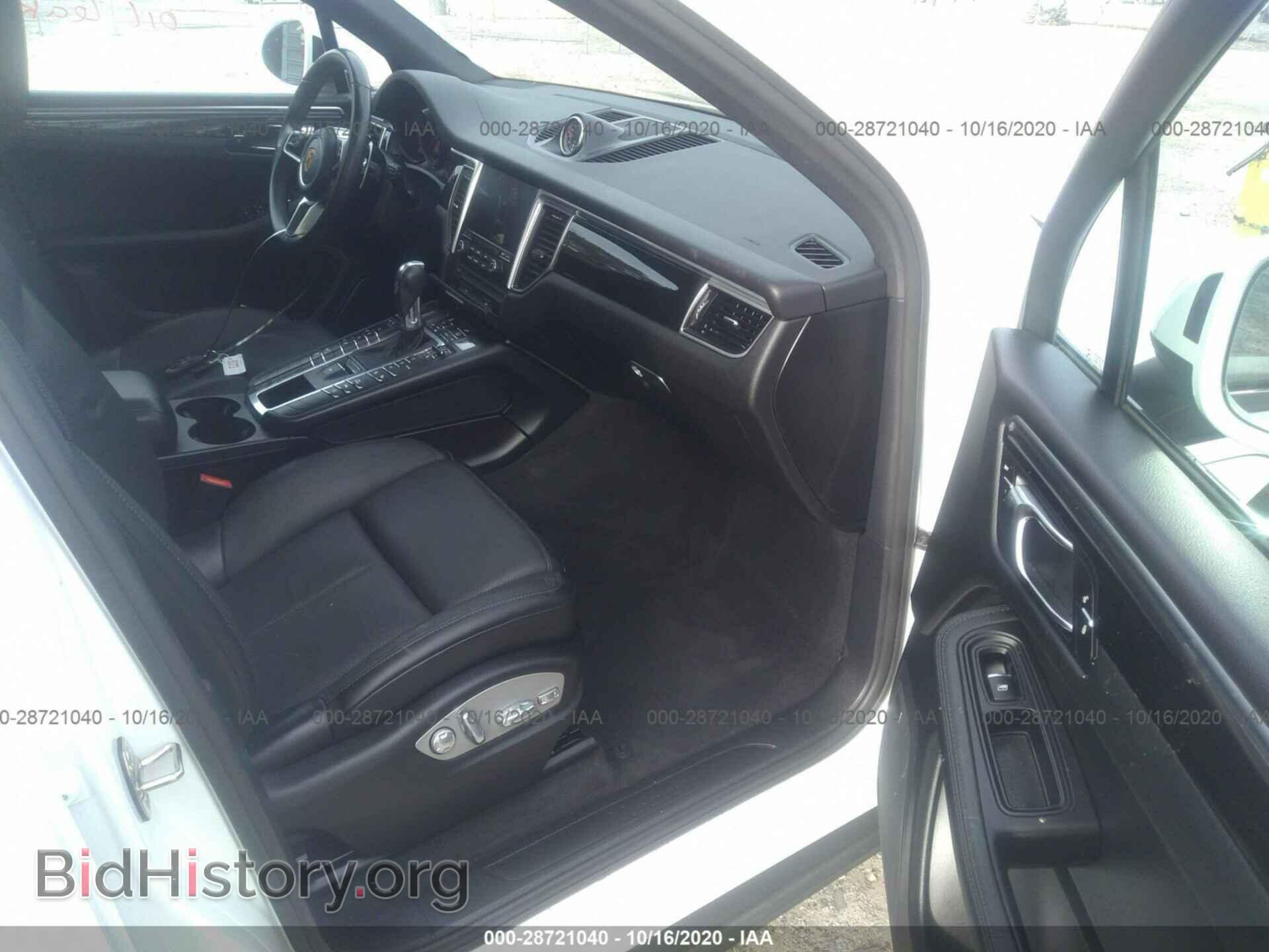 2017 PORSCHE MACAN - VIN: WP1AA2A51HLB05498 - Photo 5