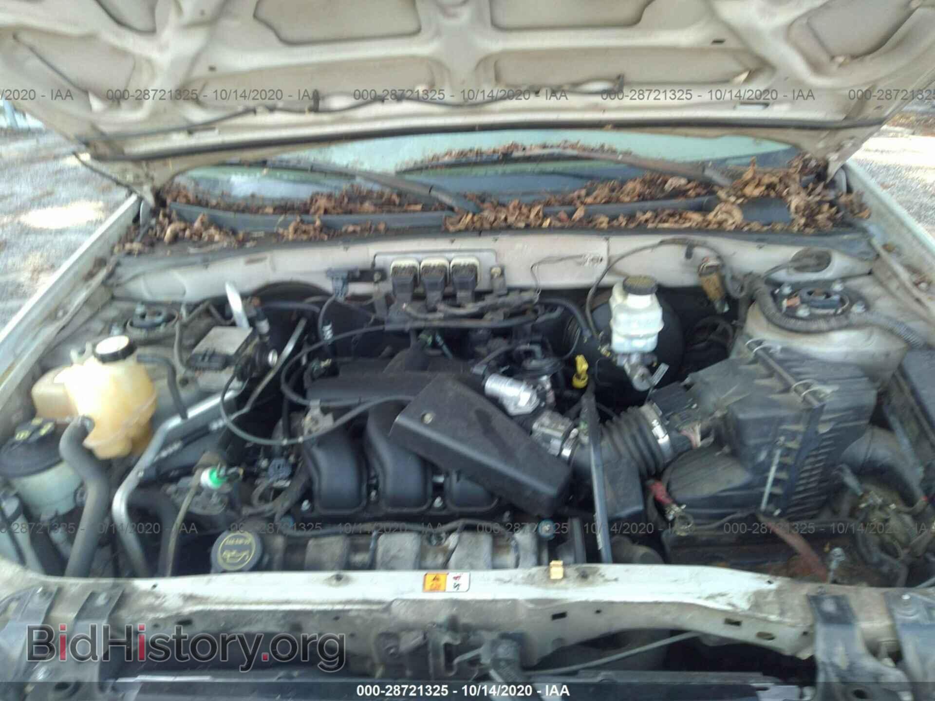2005 FORD ESCAPE - VIN: 1FMCU04135KC79357 - Фото 10