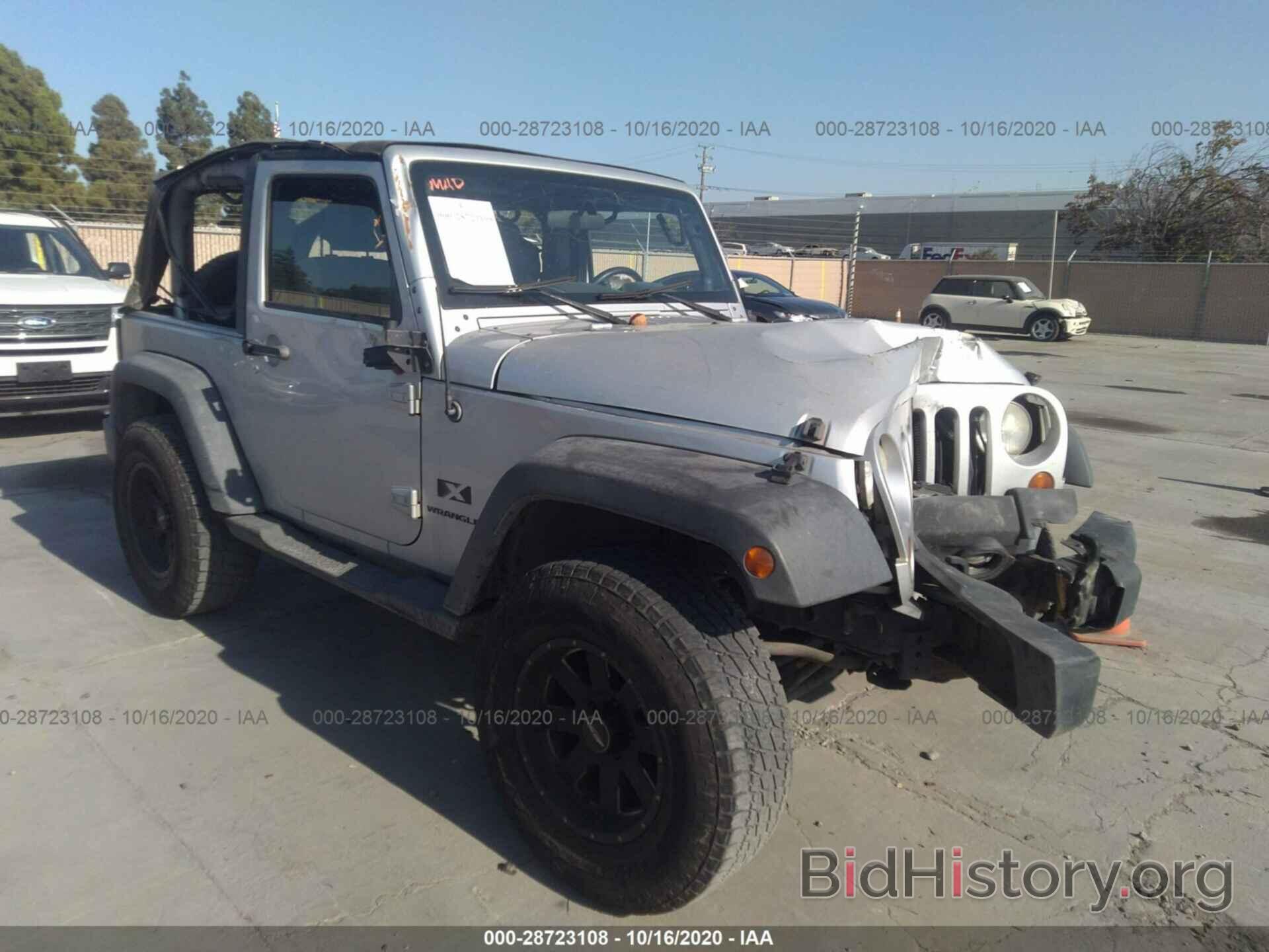 Фотография 1J4FA24157L119087 - JEEP WRANGLER 2007