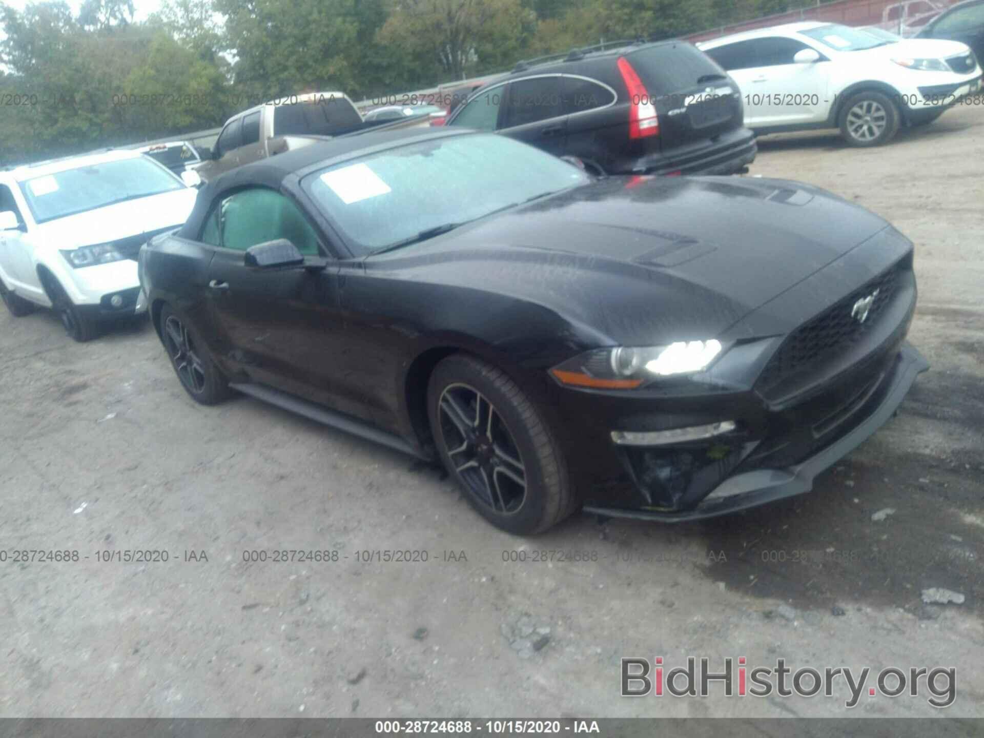 Photo 1FATP8UH2L5125960 - FORD MUSTANG 2020