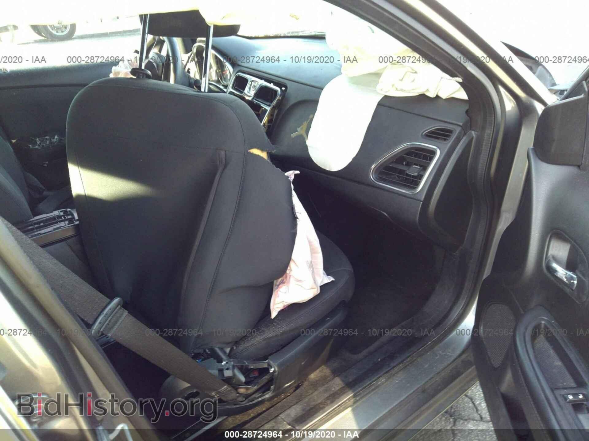 2012 CHRYSLER 200 - VIN: 1C3CCBAB4CN166579 - Фото 5