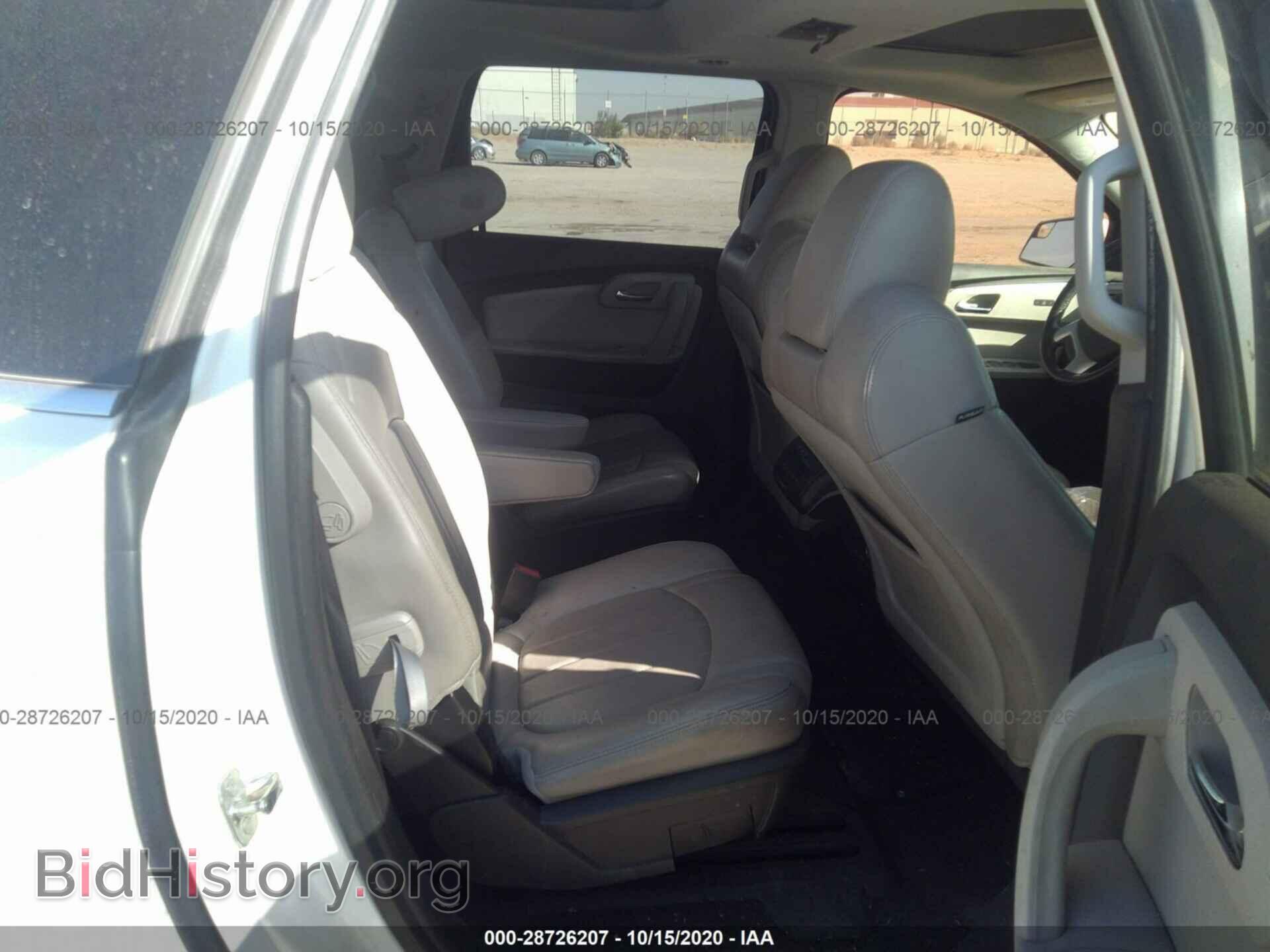 2011 CHEVROLET TRAVERSE - VIN: 1GNKRLED7BJ407328 - Фото 8