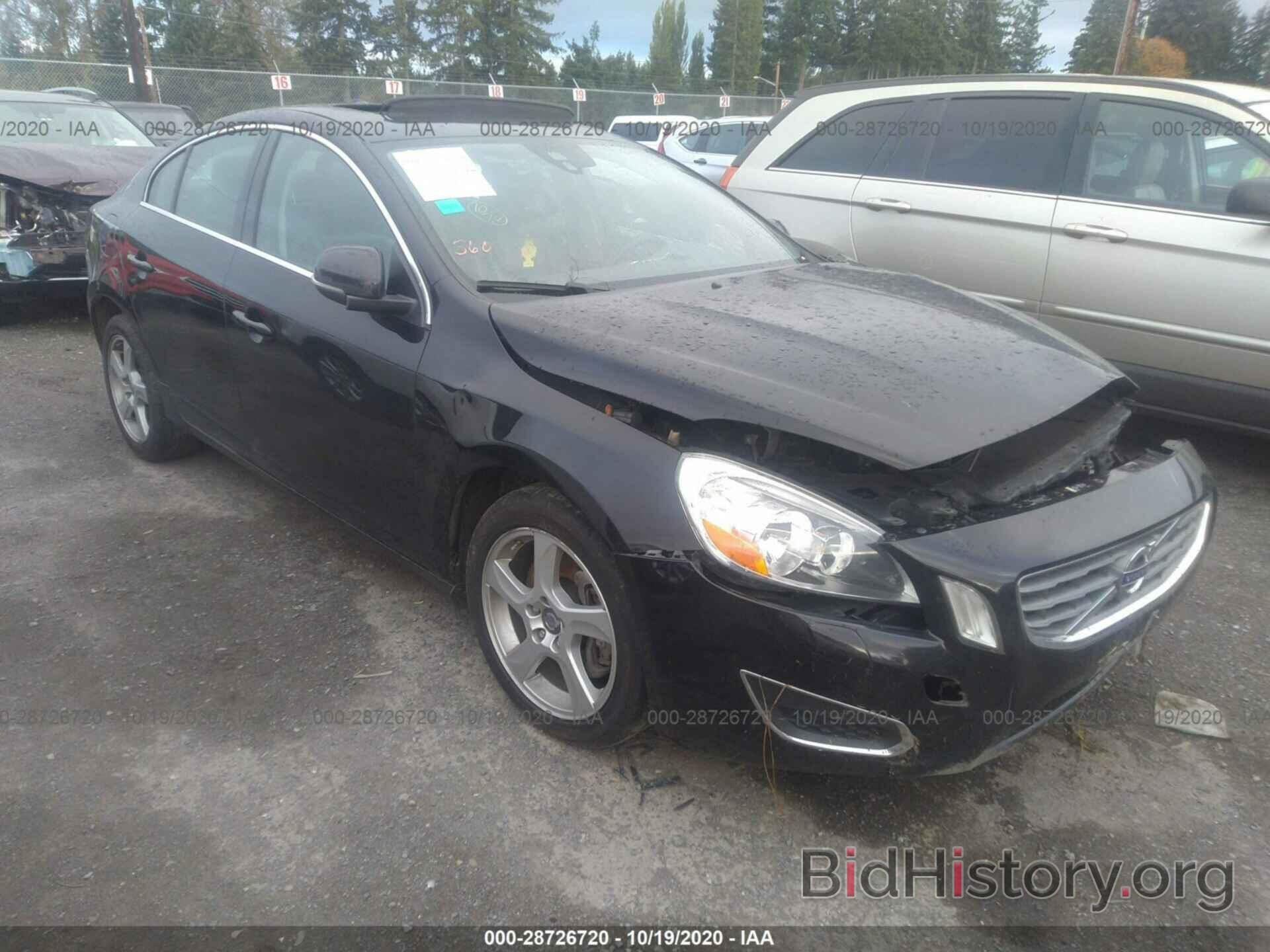 Photo YV1612FH3D1204379 - VOLVO S60 2013