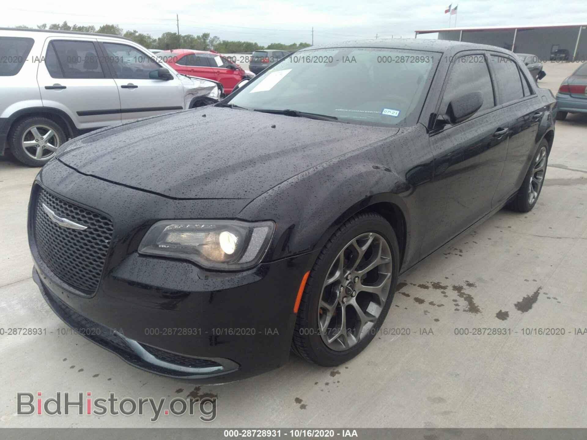 2018 CHRYSLER 300 - VIN: 2C3CCAAG5JH340865 - Фото 2
