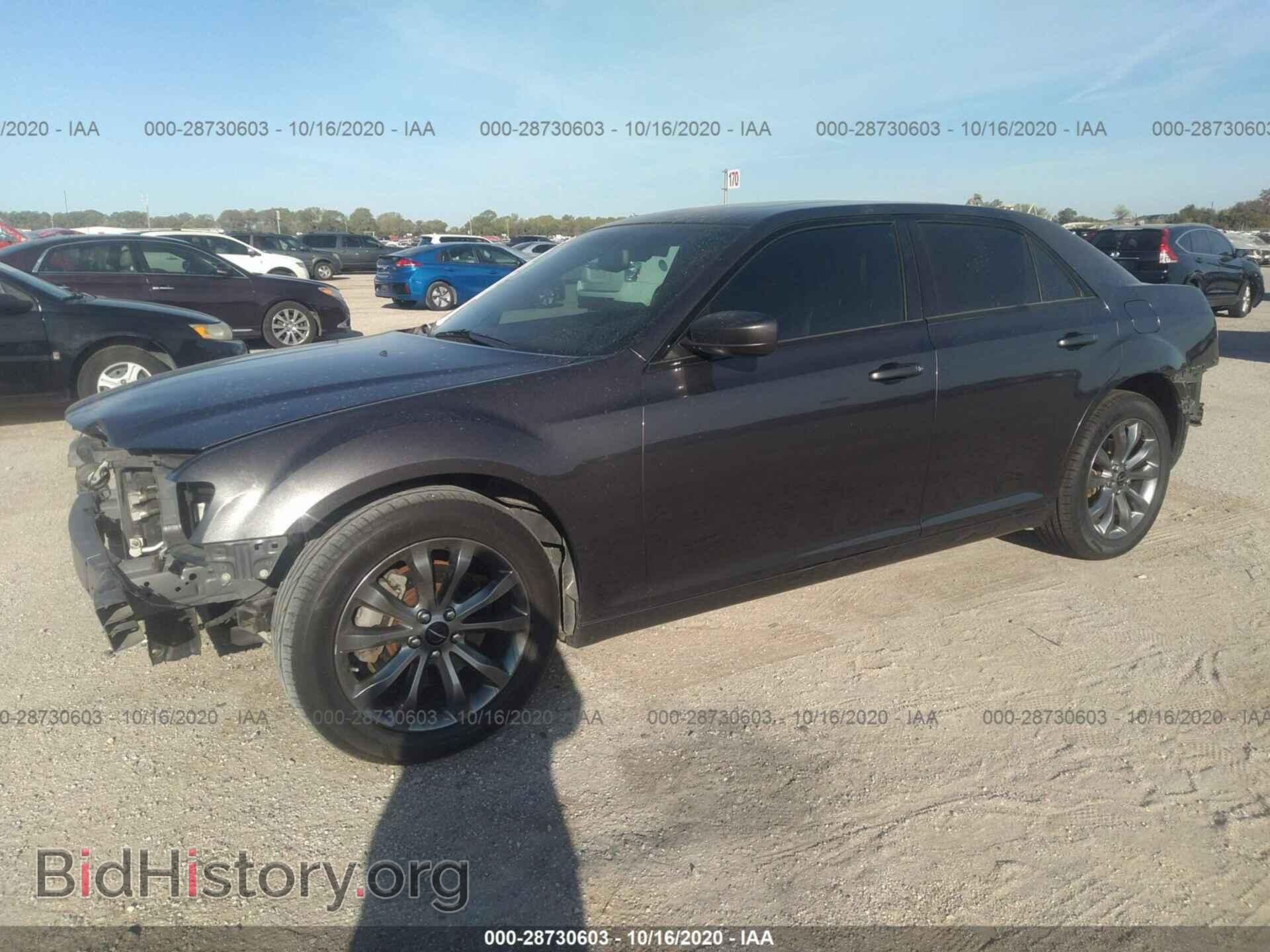 2014 CHRYSLER 300 - VIN: 2C3CCAGG0EH311867 - Фото 2