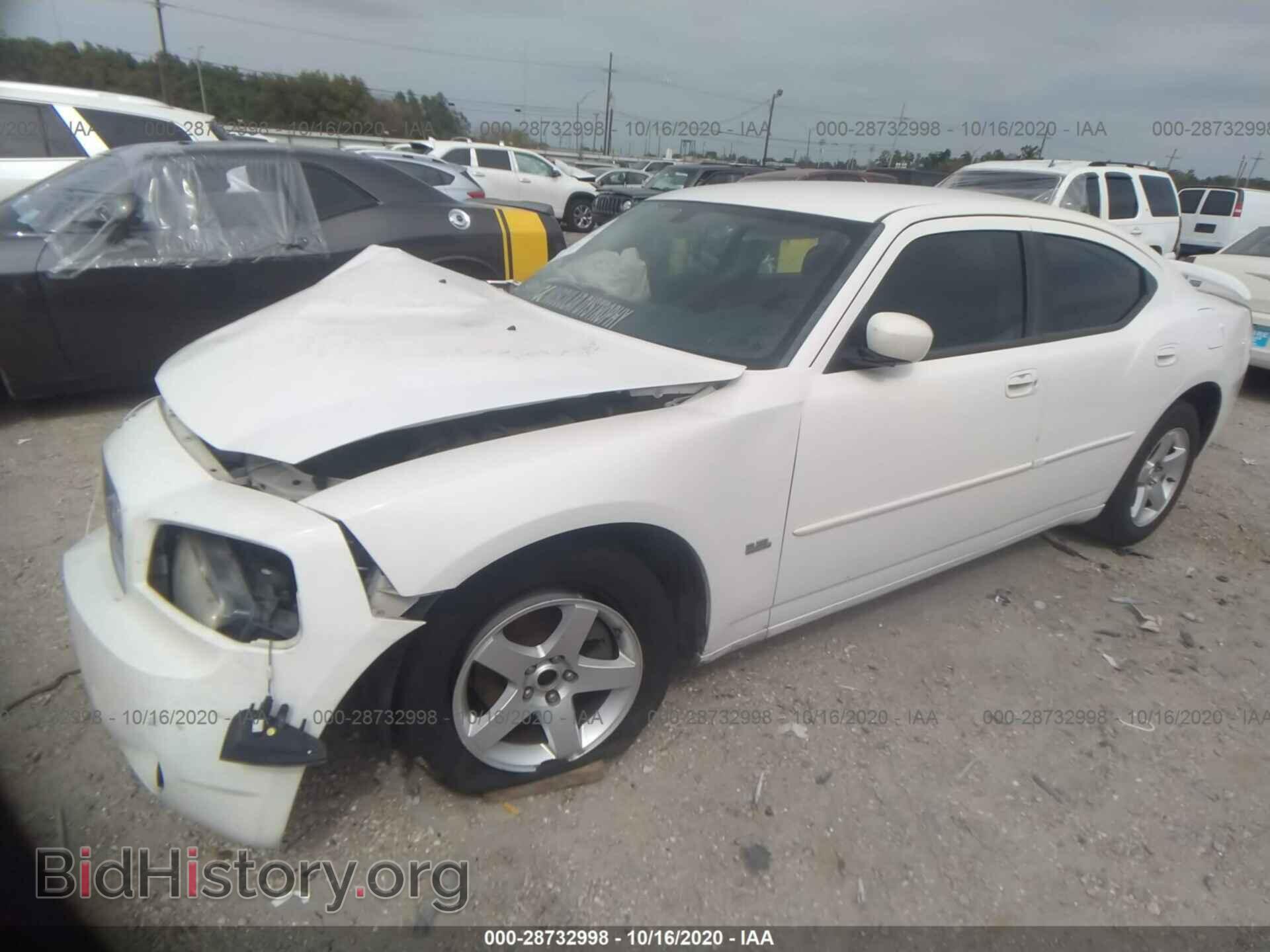 2010 DODGE CHARGER - VIN: 2B3CA3CV7AH123702 - Фото 2