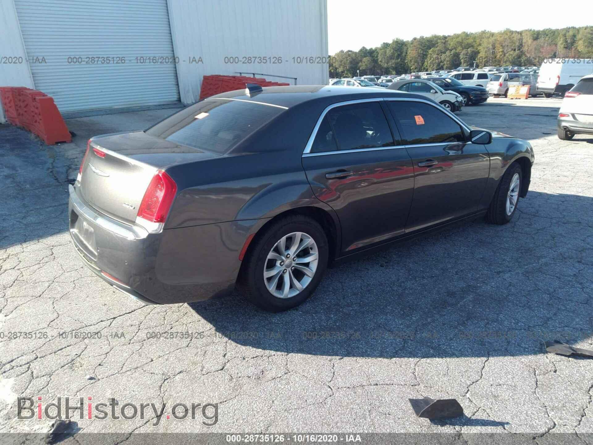 2015 CHRYSLER 300 - VIN: 2C3CCAAGXFH893745 - Фото 4